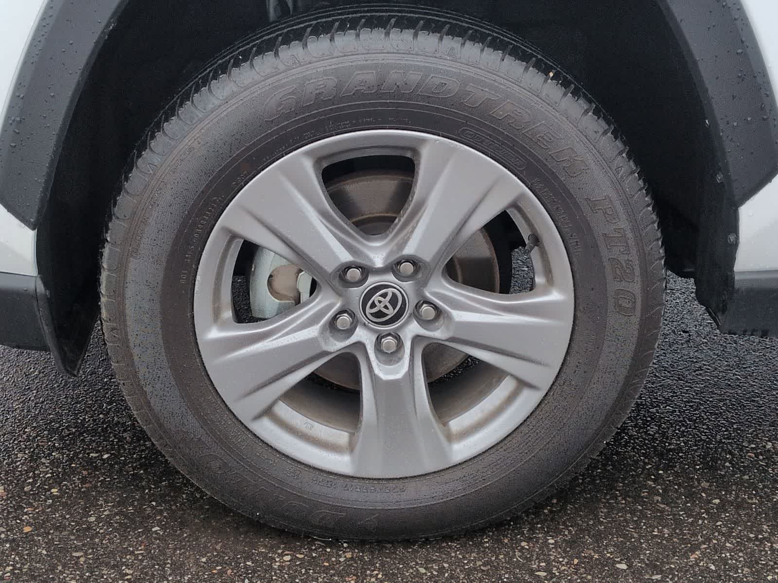 Thumbnail: 2025 Toyota RAV4 - 14