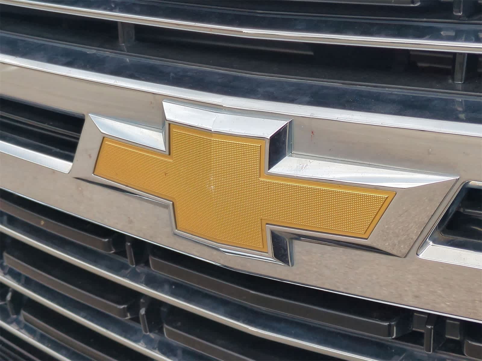 Thumbnail: 2023 Chevrolet Tahoe - 12