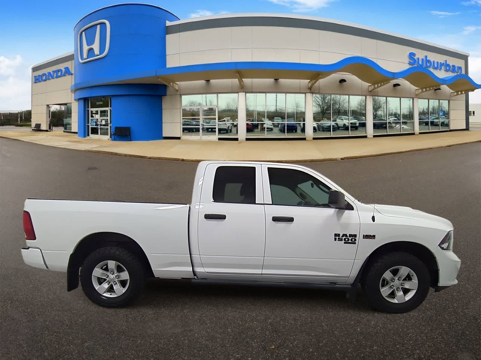 Thumbnail: 2019 RAM 1500 Classic - 9