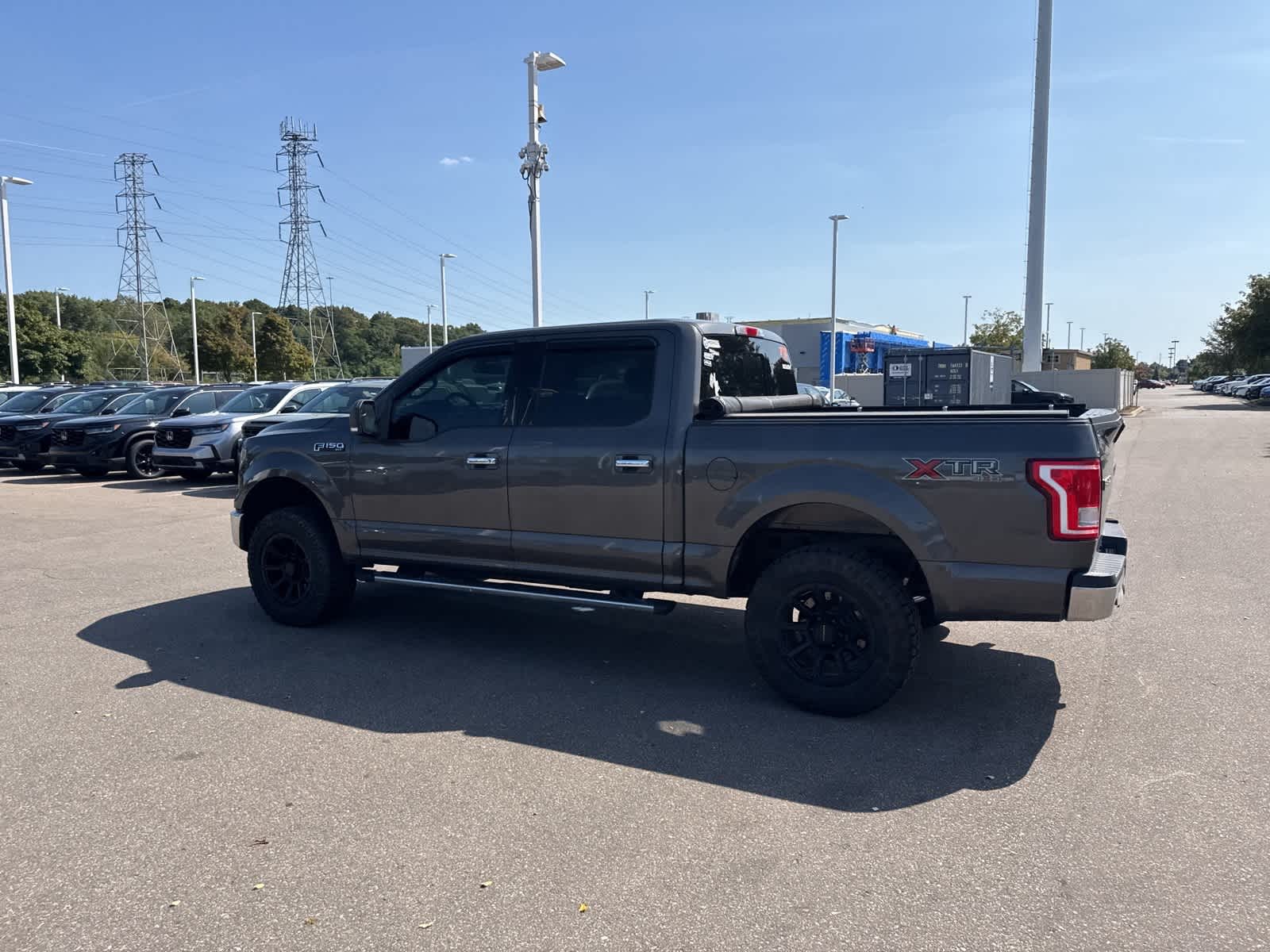 Thumbnail: 2017 Ford F-150 - 27