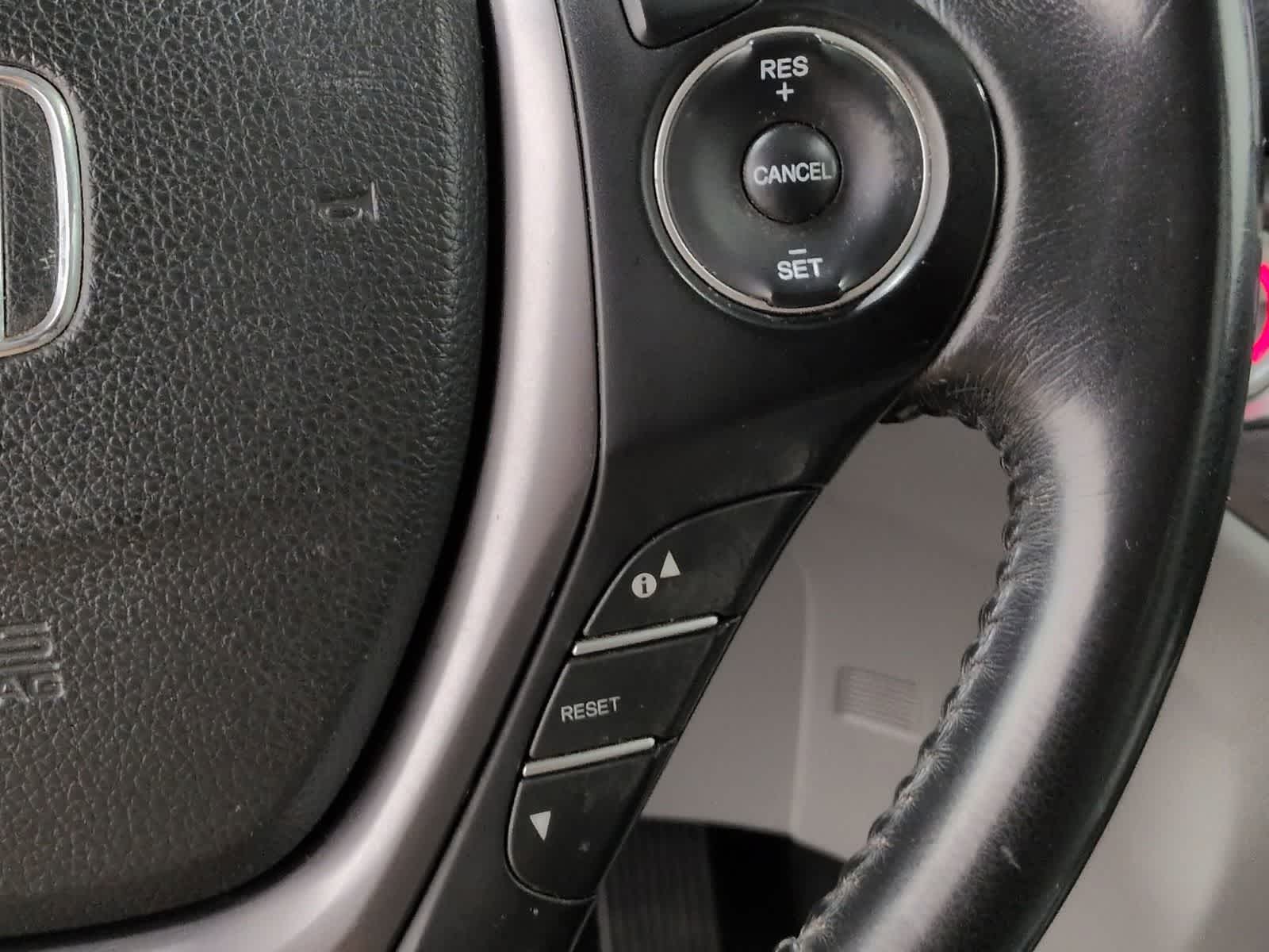 Thumbnail: 2016 Honda Pilot - 27