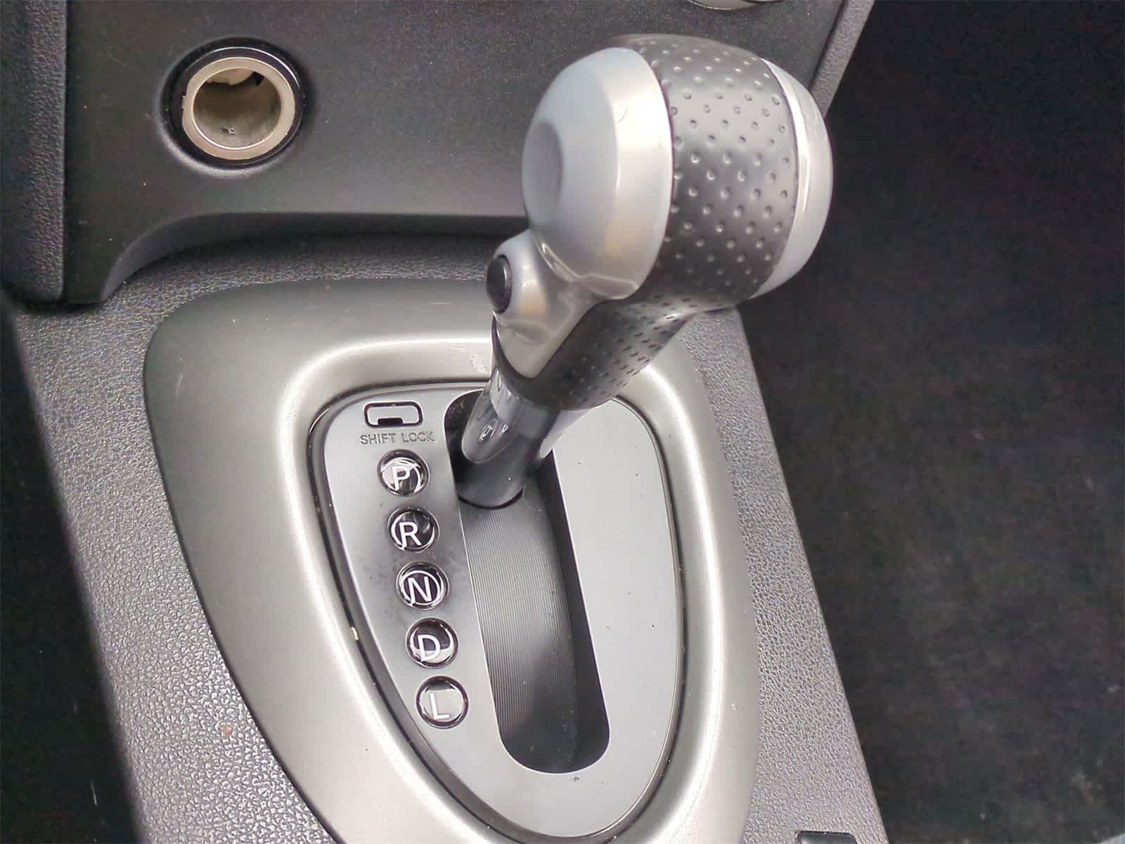 Thumbnail: 2015 Nissan Rogue - 30