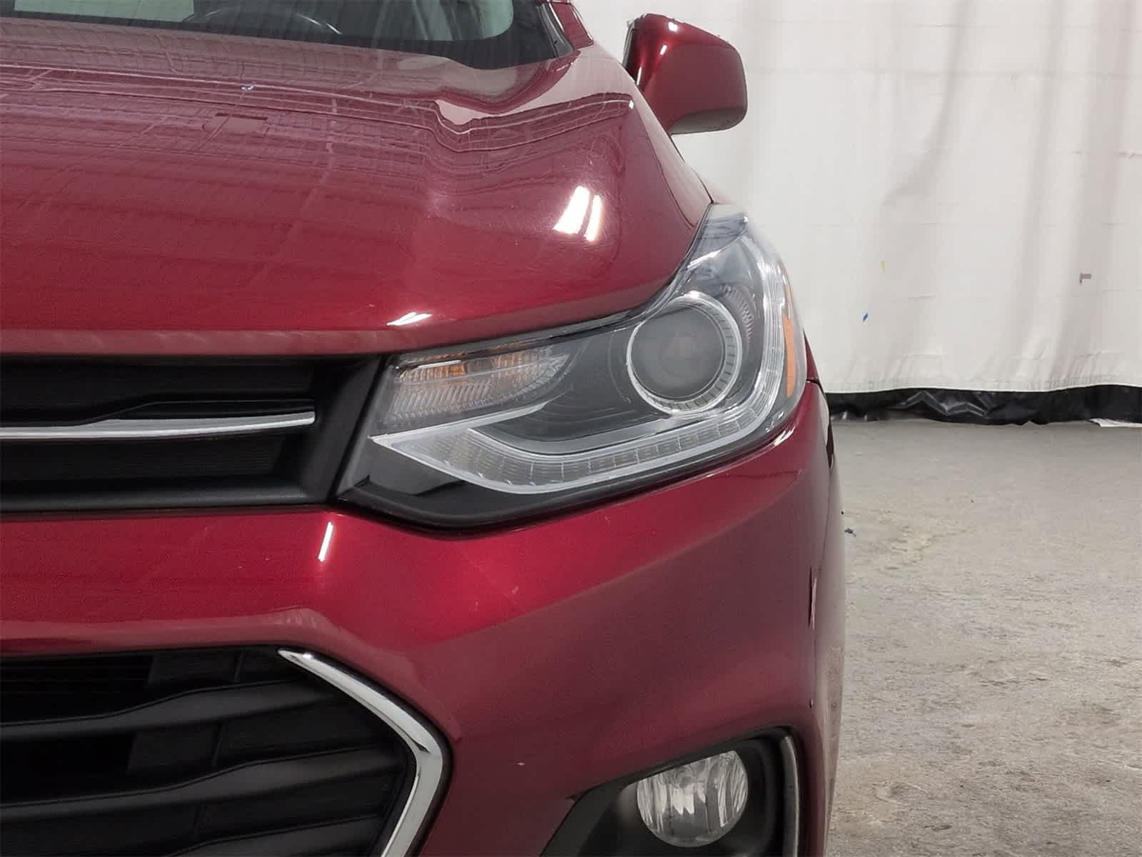 Thumbnail: 2019 Chevrolet Trax - 11