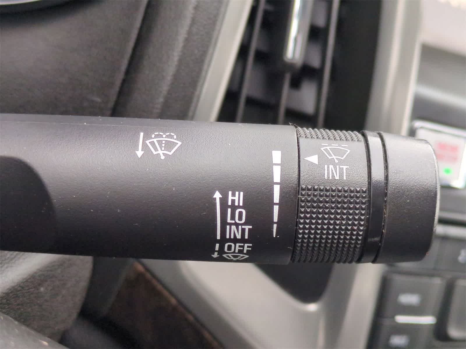 Thumbnail: 2013 Buick Verano - 27