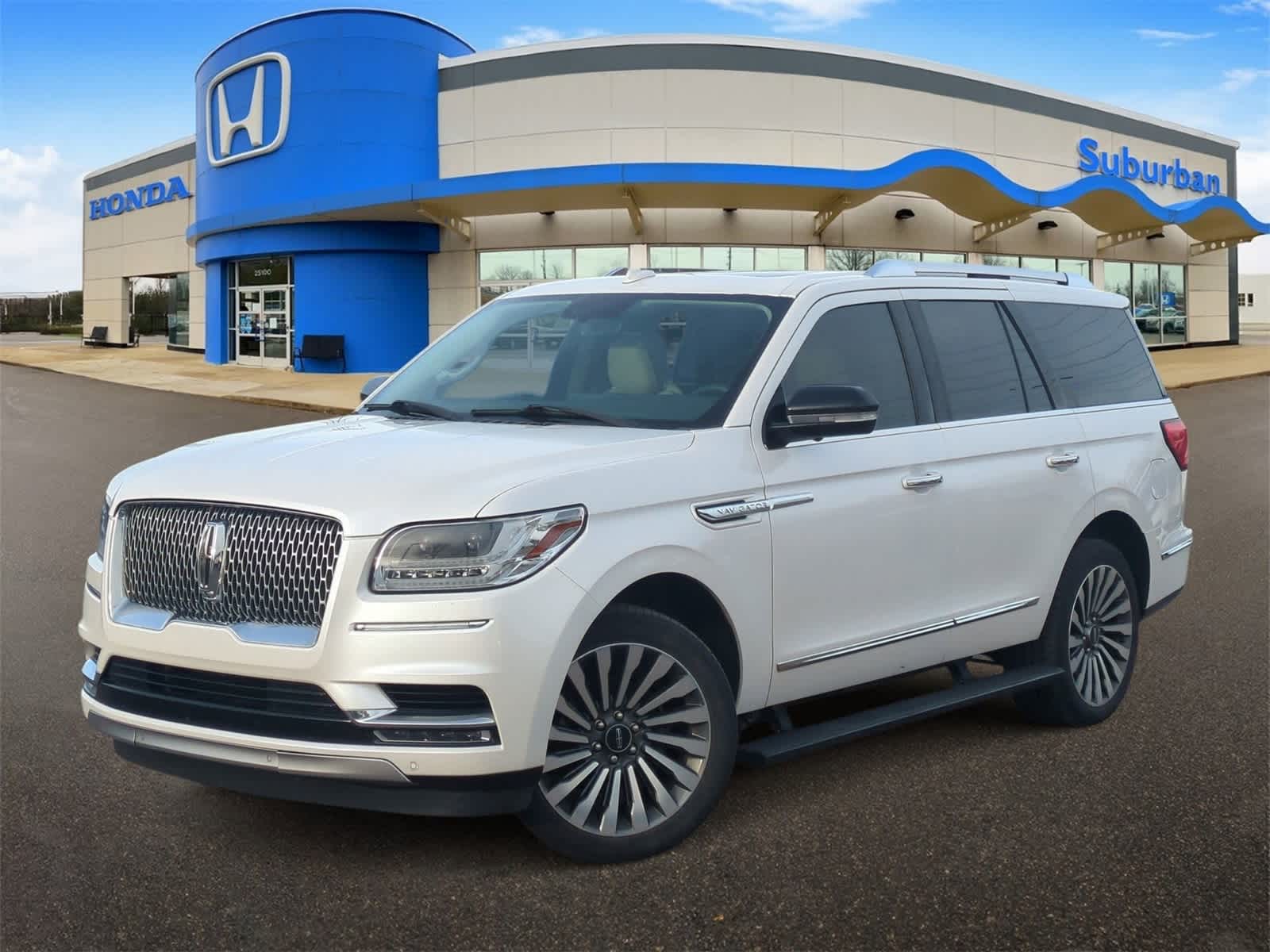 Thumbnail: 2018 Lincoln Navigator - 1