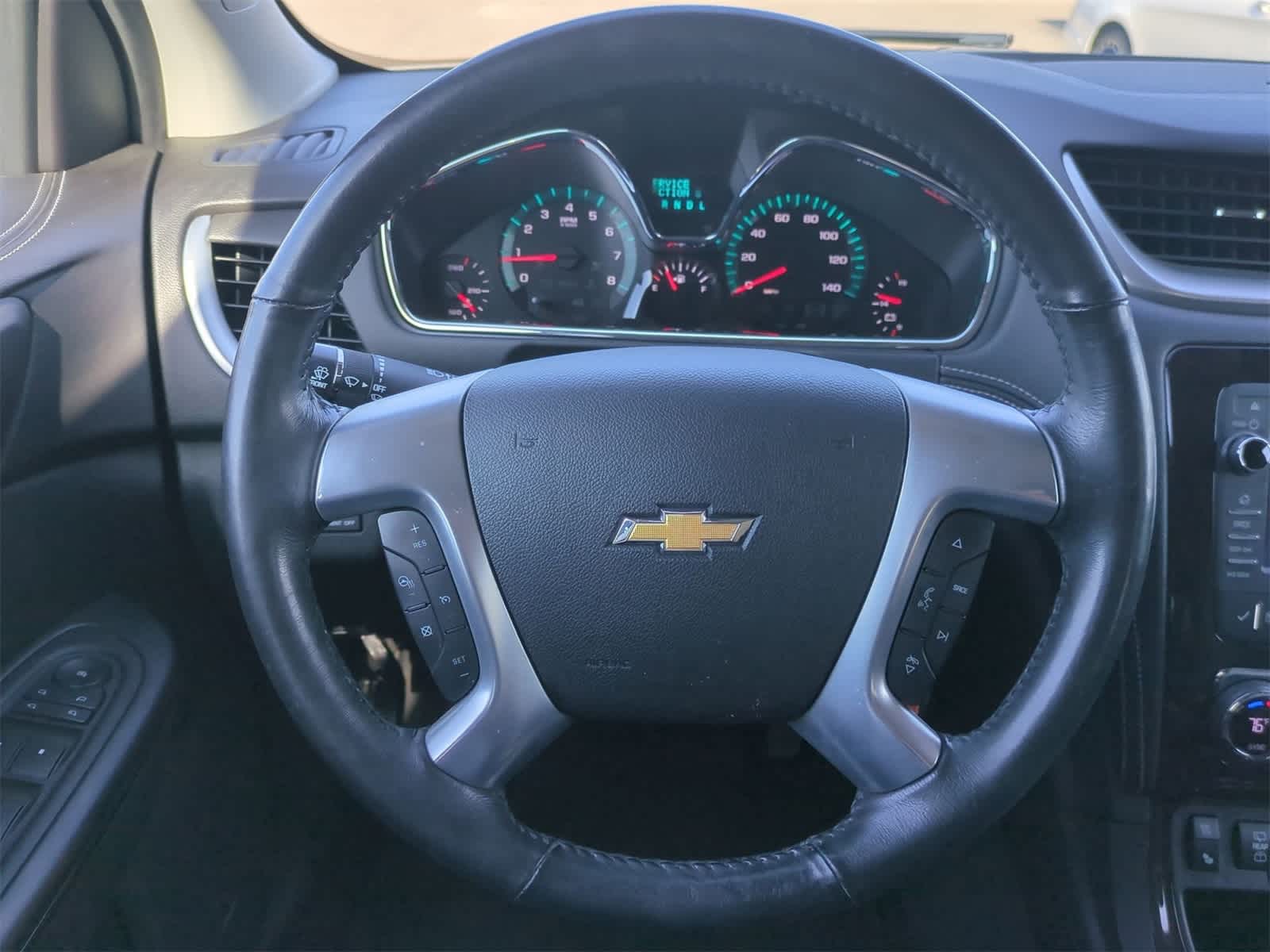 Thumbnail: 2017 Chevrolet Traverse - 23