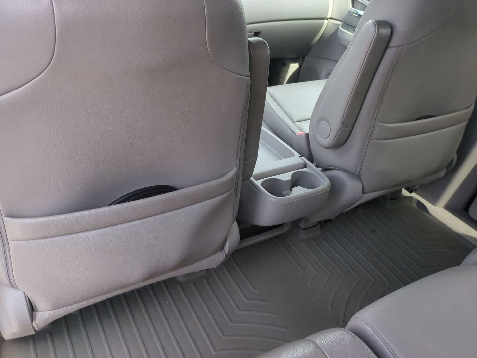 Thumbnail: 2015 Honda Odyssey - 18