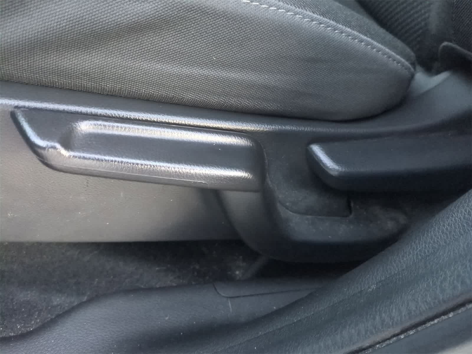 Thumbnail: 2022 Honda HR-V - 18