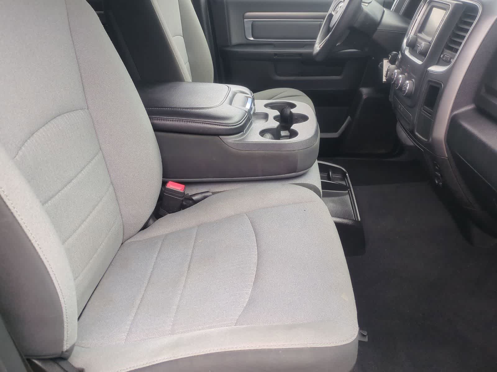 Thumbnail: 2021 RAM 1500 Classic - 21