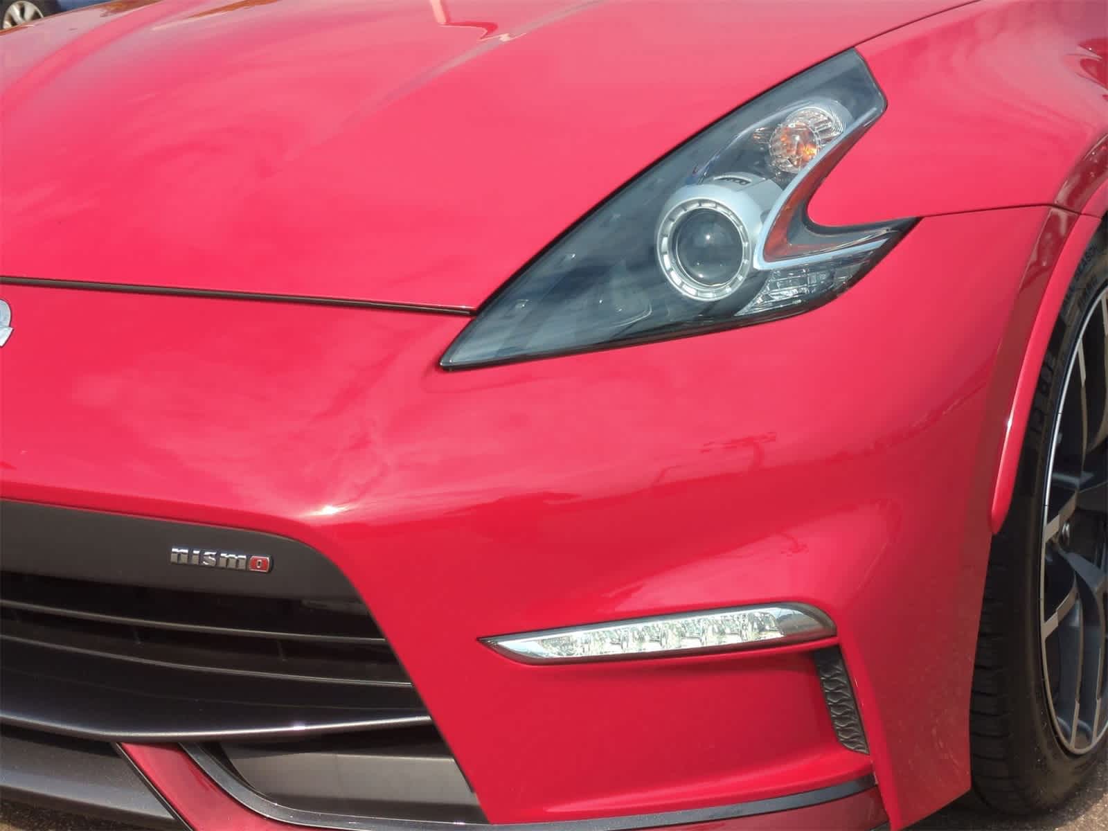 2016 Nissan Z NISMO 11