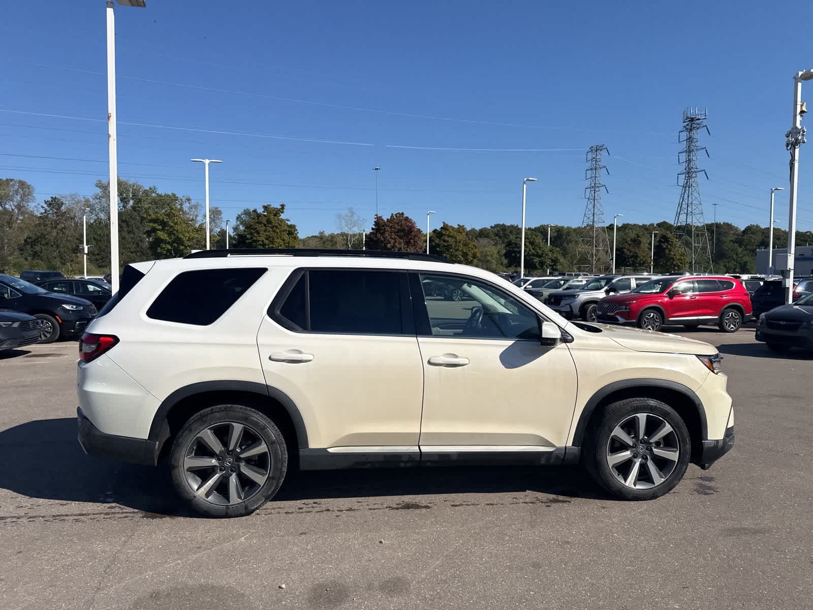 Thumbnail: 2023 Honda Pilot - 12