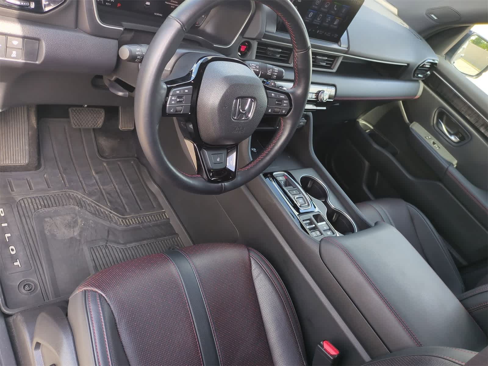 Thumbnail: 2025 Honda Pilot - 10