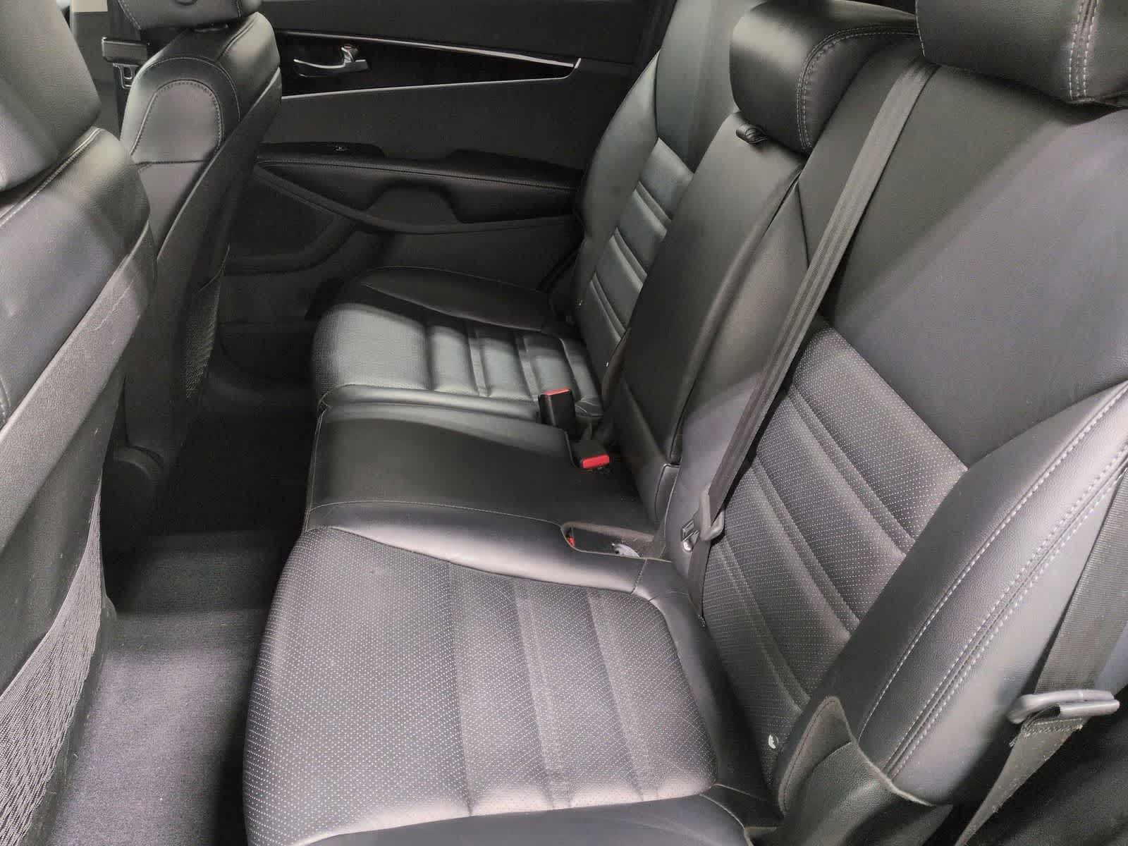 Thumbnail: 2019 Kia Sorento - 20