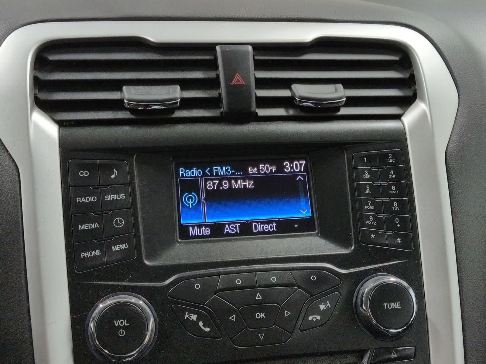 Thumbnail: 2013 Ford Fusion - 30