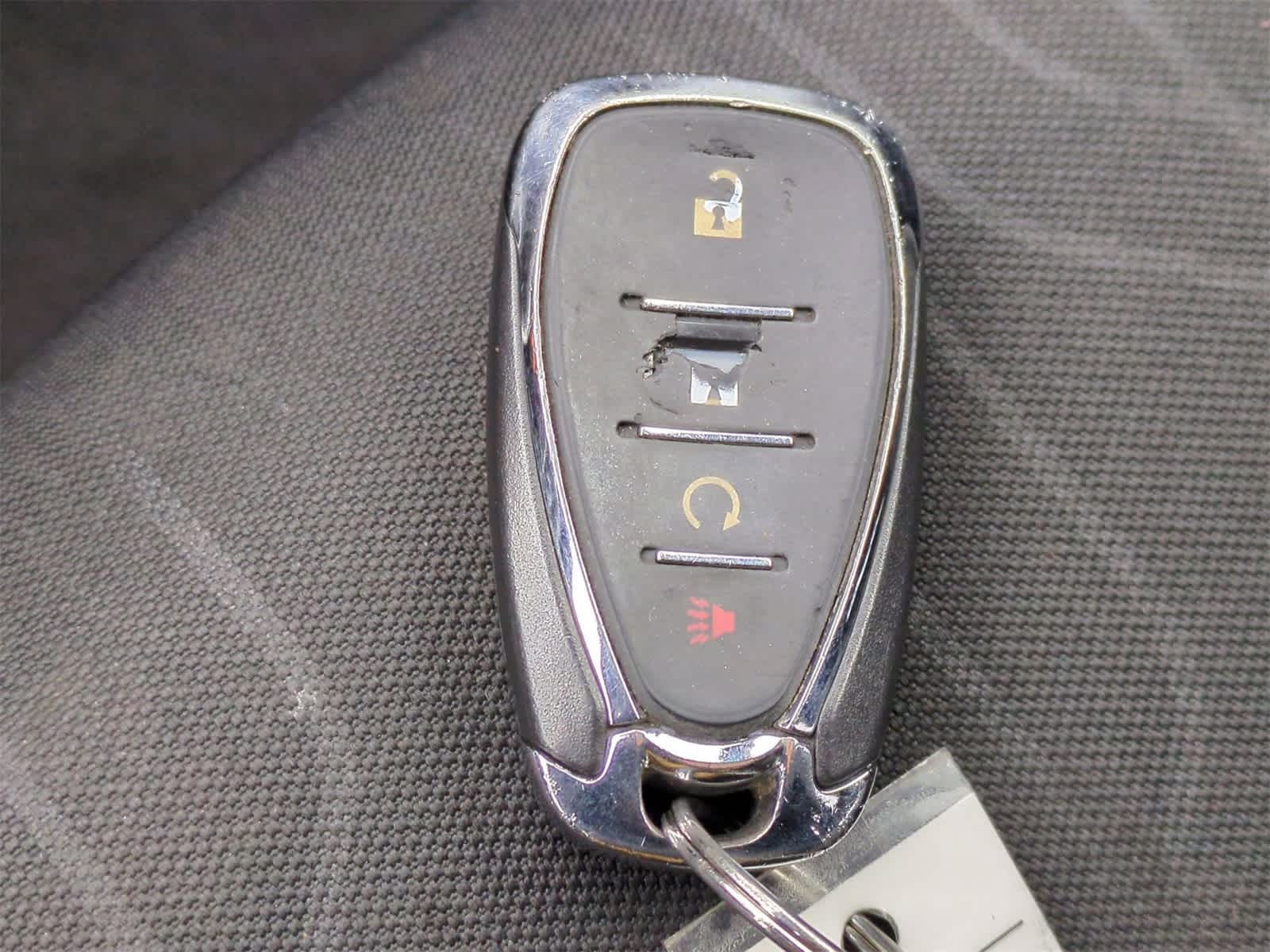 Thumbnail: 2022 Chevrolet Trax - 33