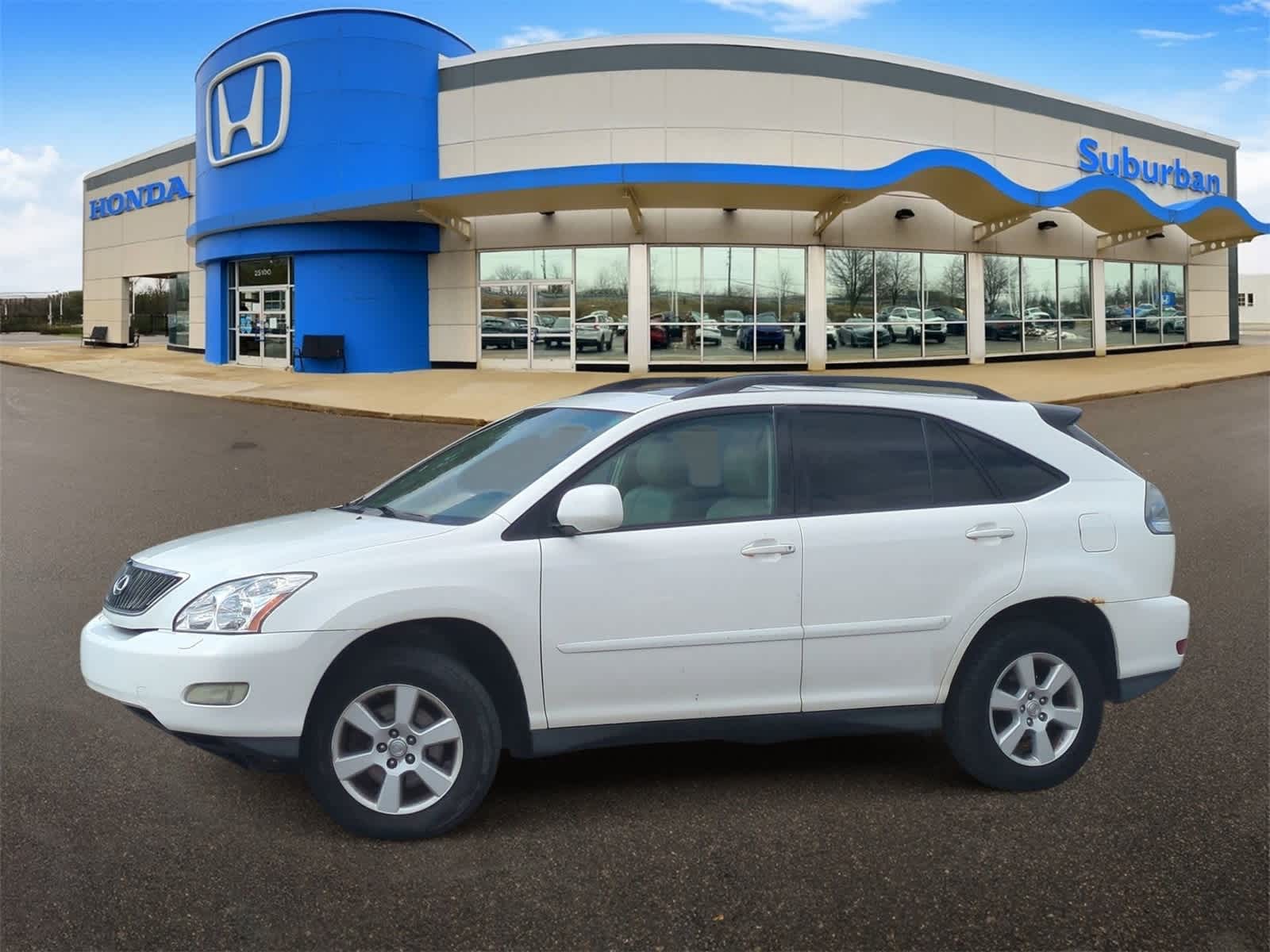 2004 Lexus RX 330 -
                  Farmington Hills, MI
