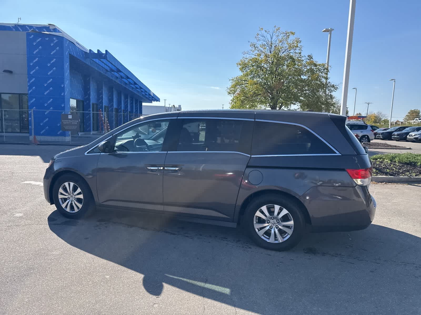 Thumbnail: 2015 Honda Odyssey - 29