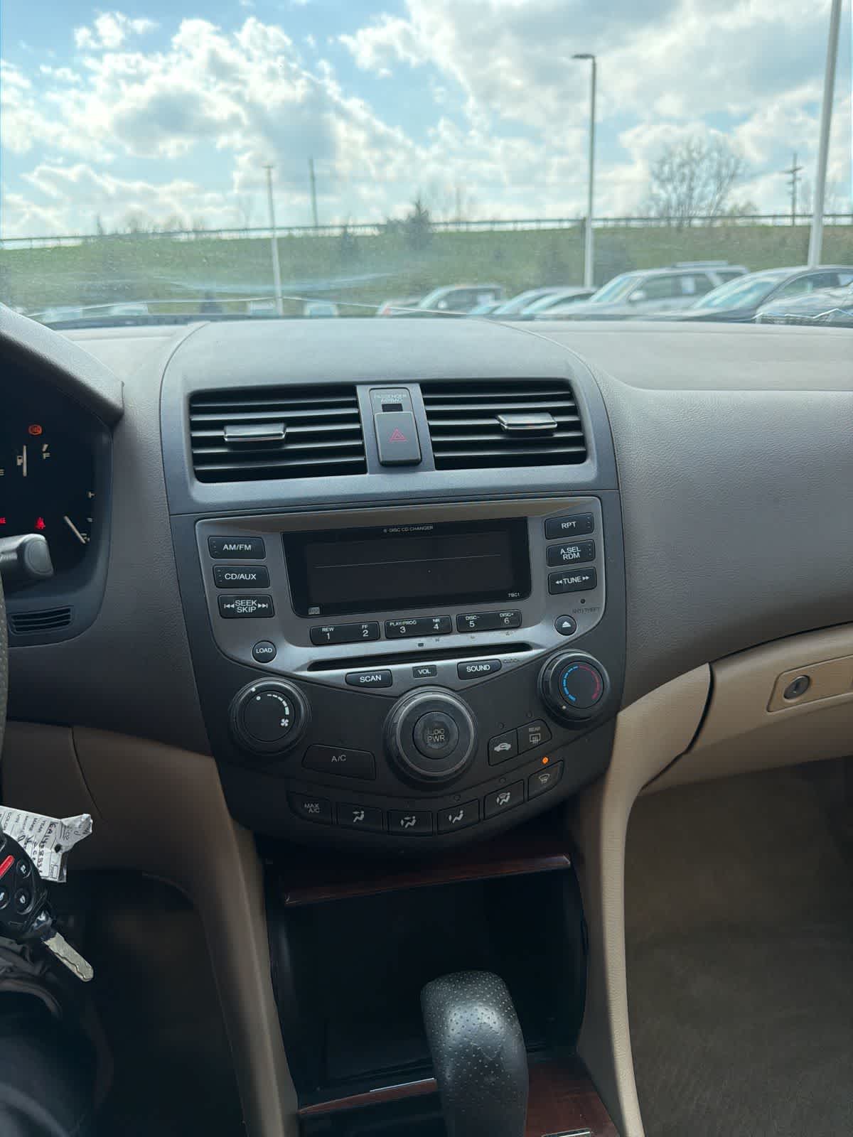Thumbnail: 2006 Honda Accord - 13