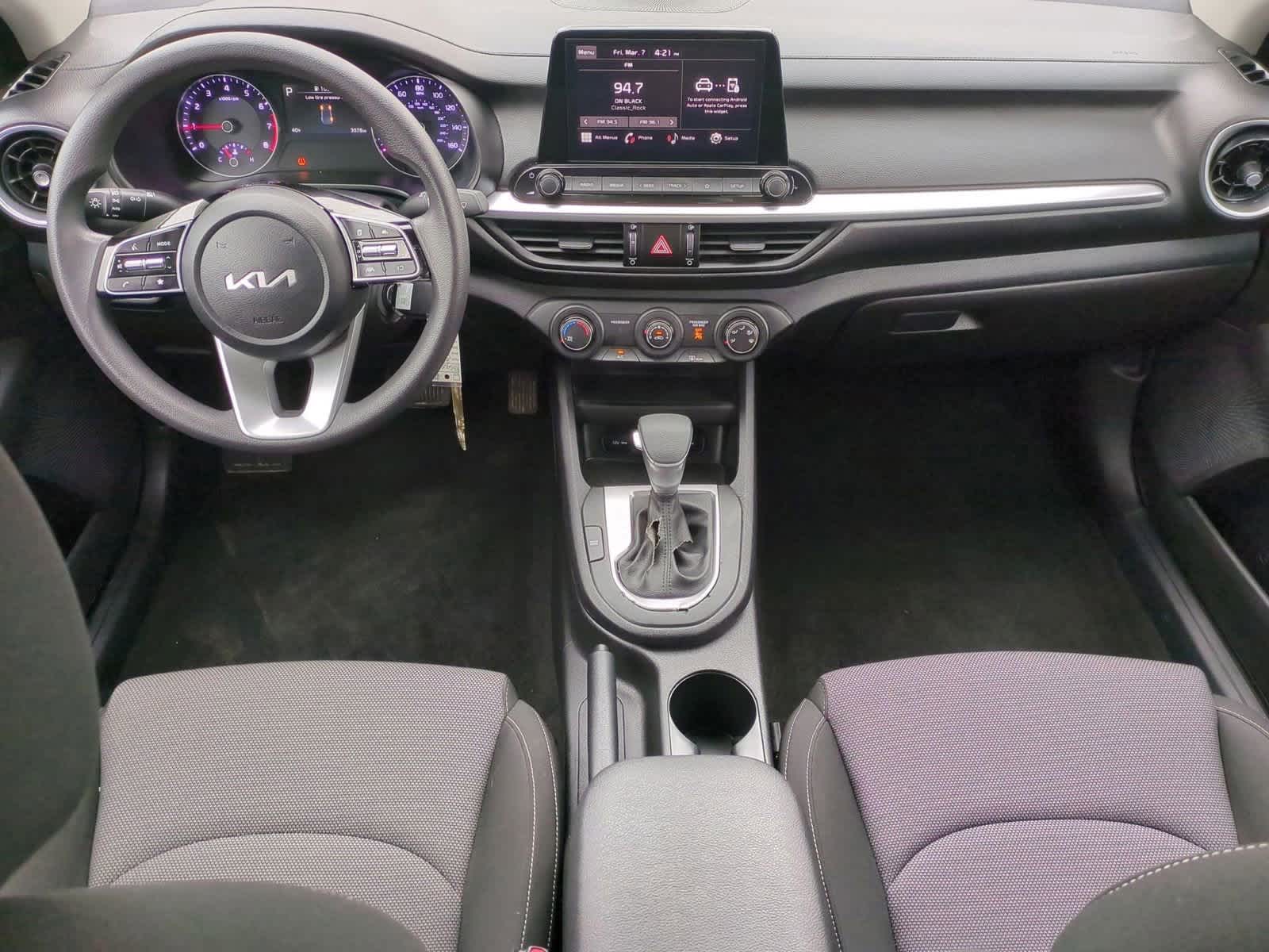 Thumbnail: 2023 Kia Forte - 15