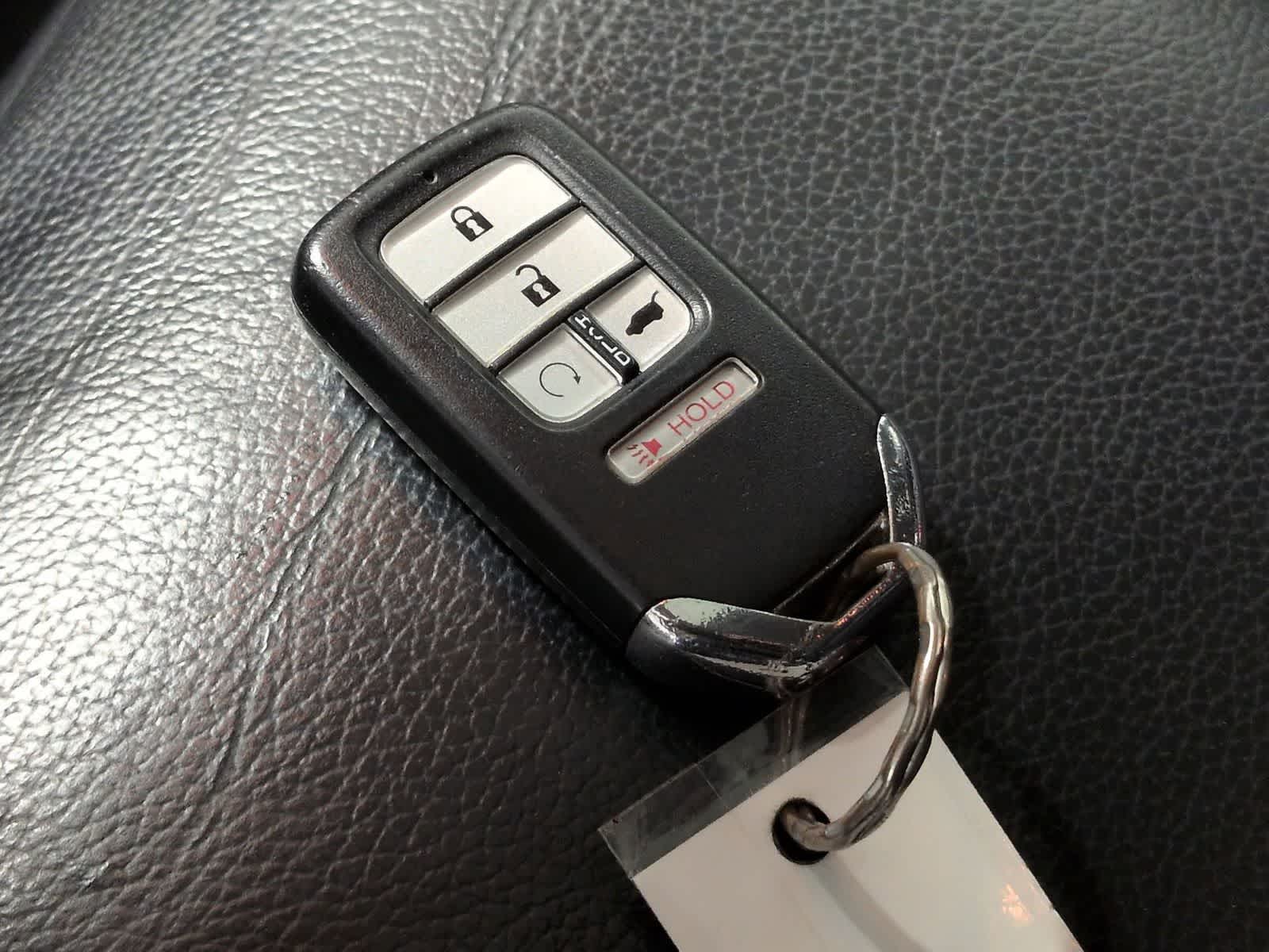 Thumbnail: 2017 Honda Pilot - 37