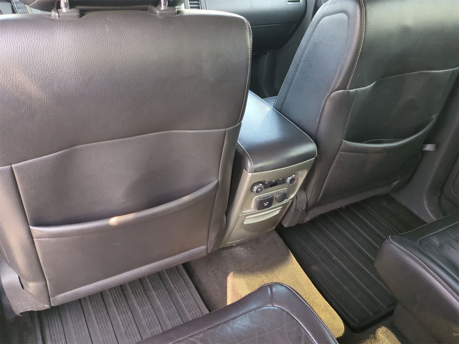 Thumbnail: 2011 Ford Flex - 18