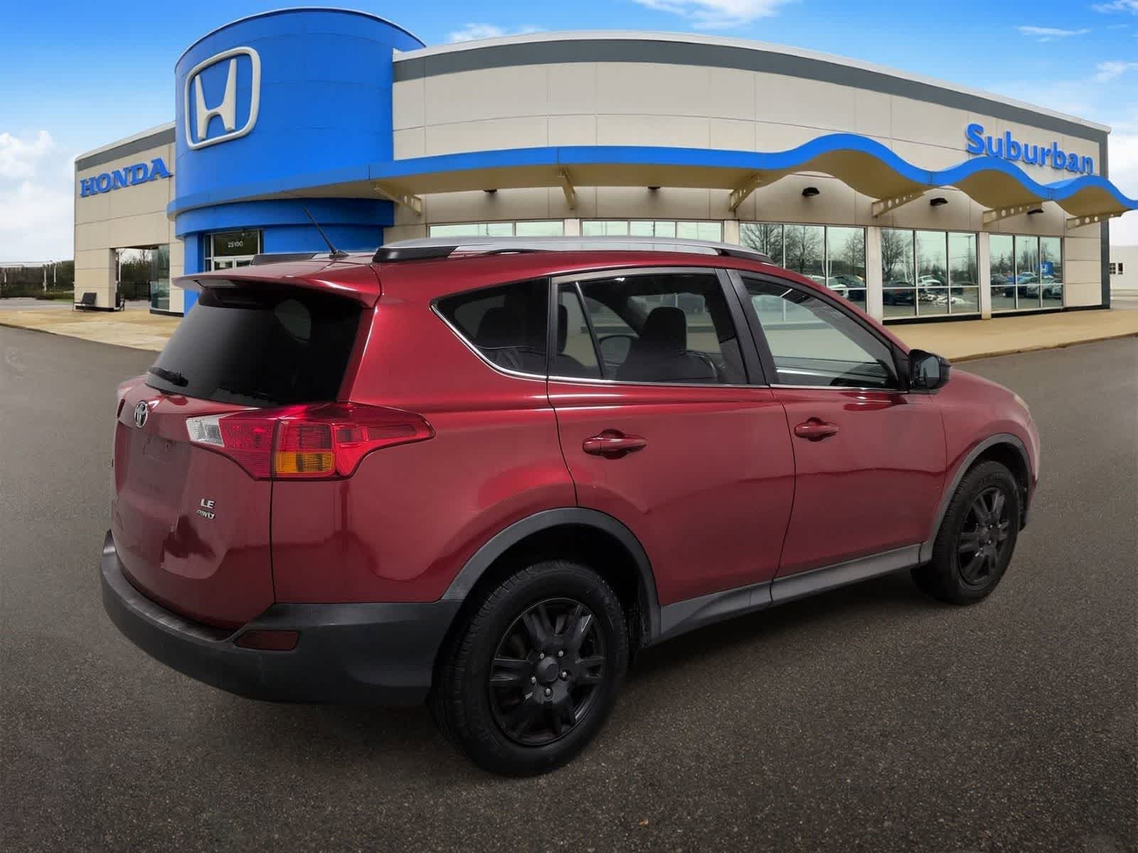 Thumbnail: 2015 Toyota RAV4 - 8