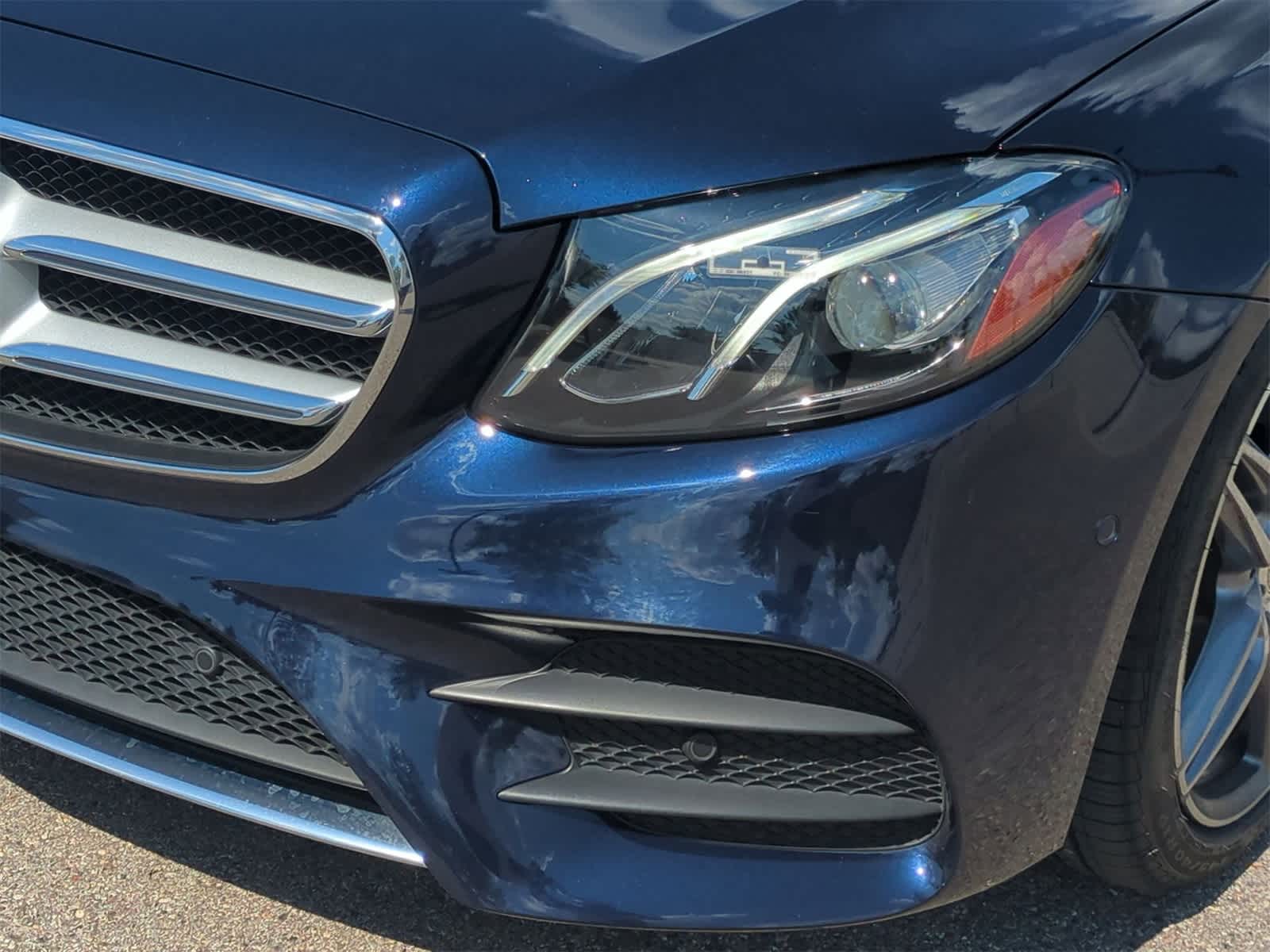 Thumbnail: 2020 Mercedes-Benz E-Class - 11