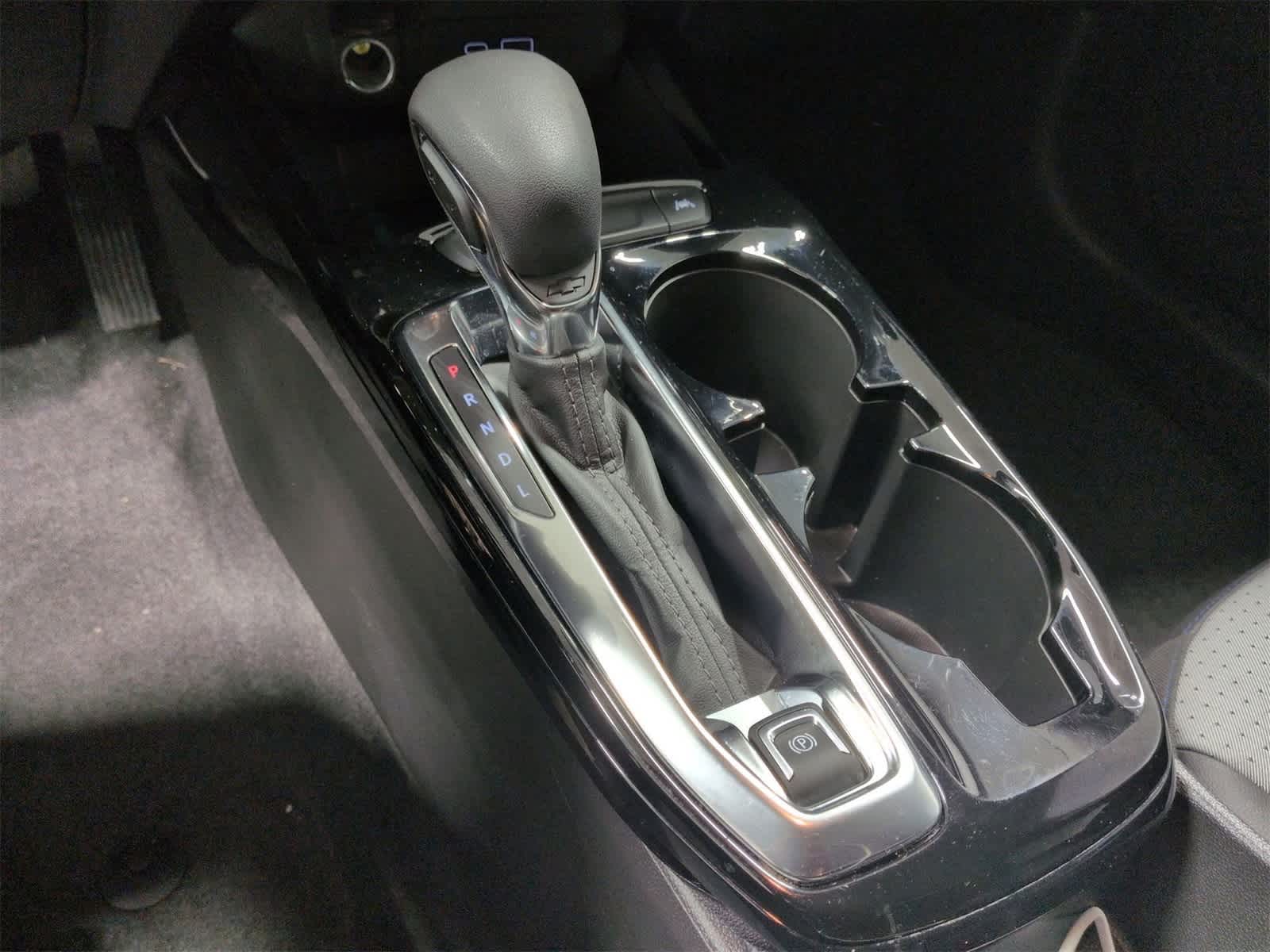 Thumbnail: 2025 Chevrolet Trax - 32