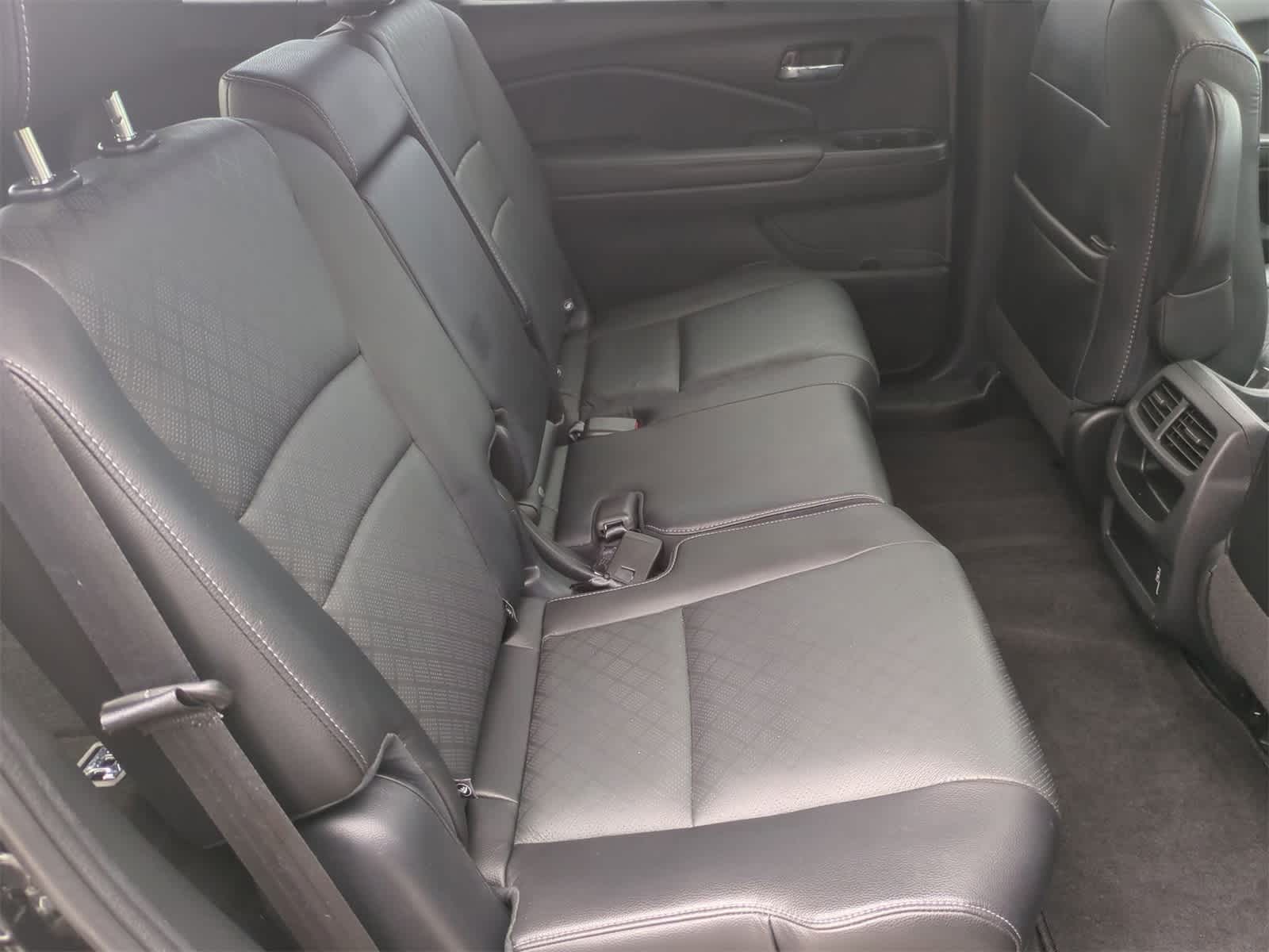 Thumbnail: 2020 Honda Passport - 21