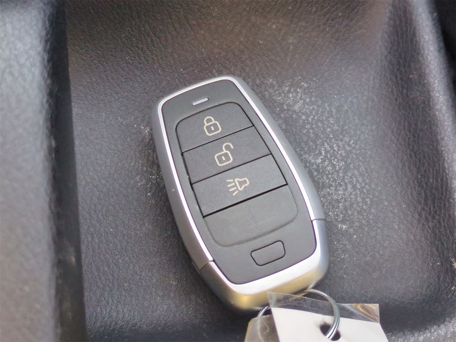 Thumbnail: 2021 Nissan Versa - 33