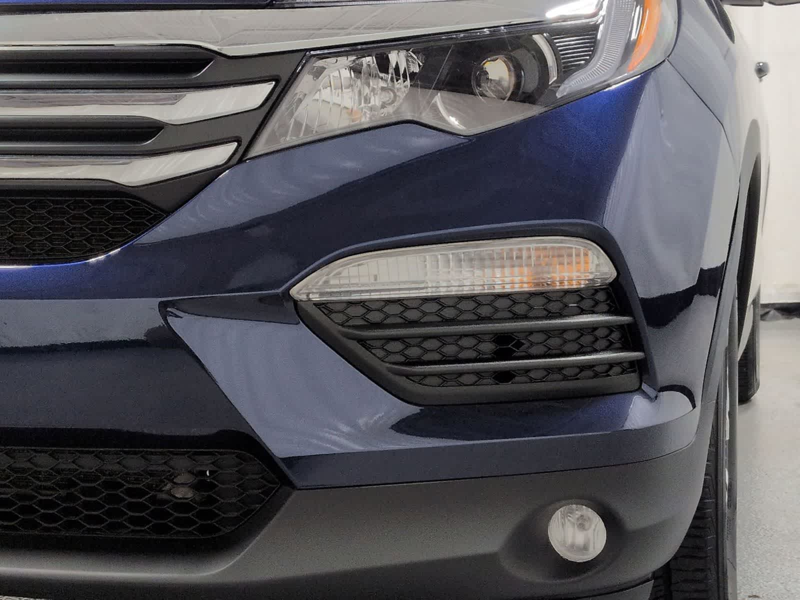 Thumbnail: 2016 Honda Pilot - 11