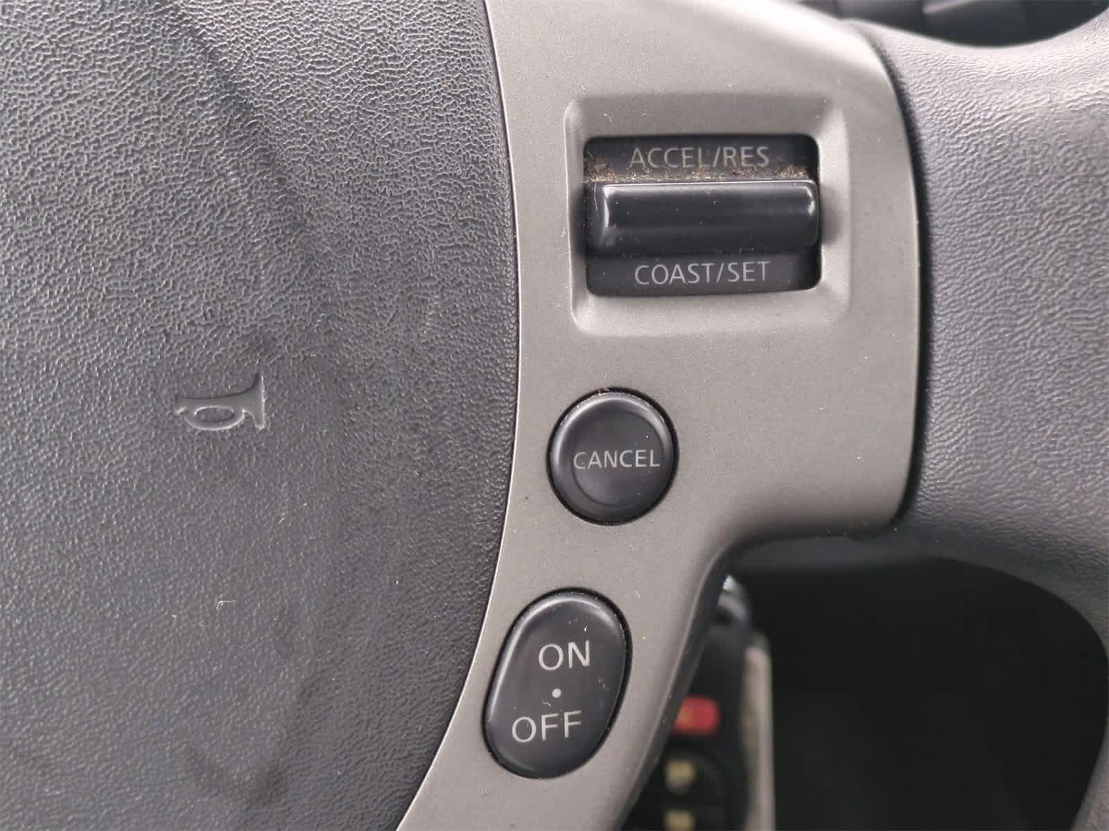 Thumbnail: 2011 Nissan Sentra - 24