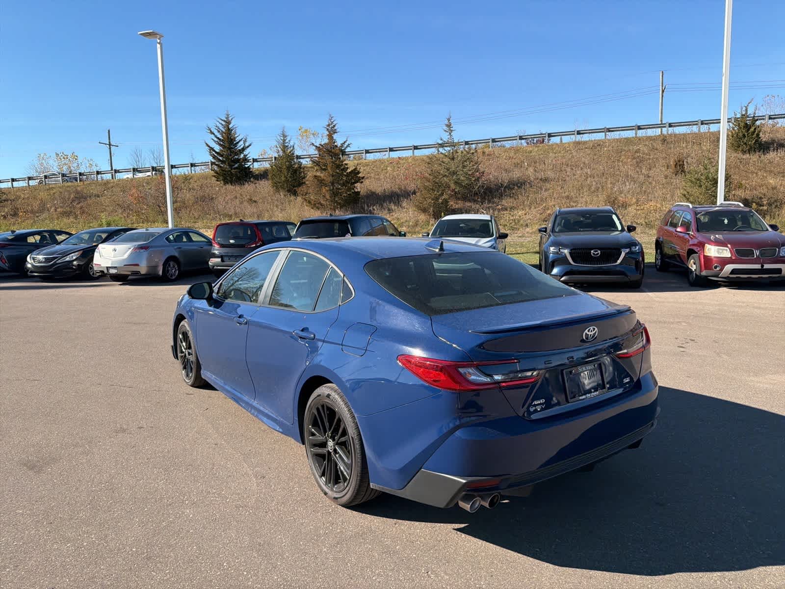 Thumbnail: 2025 Toyota Camry - 25