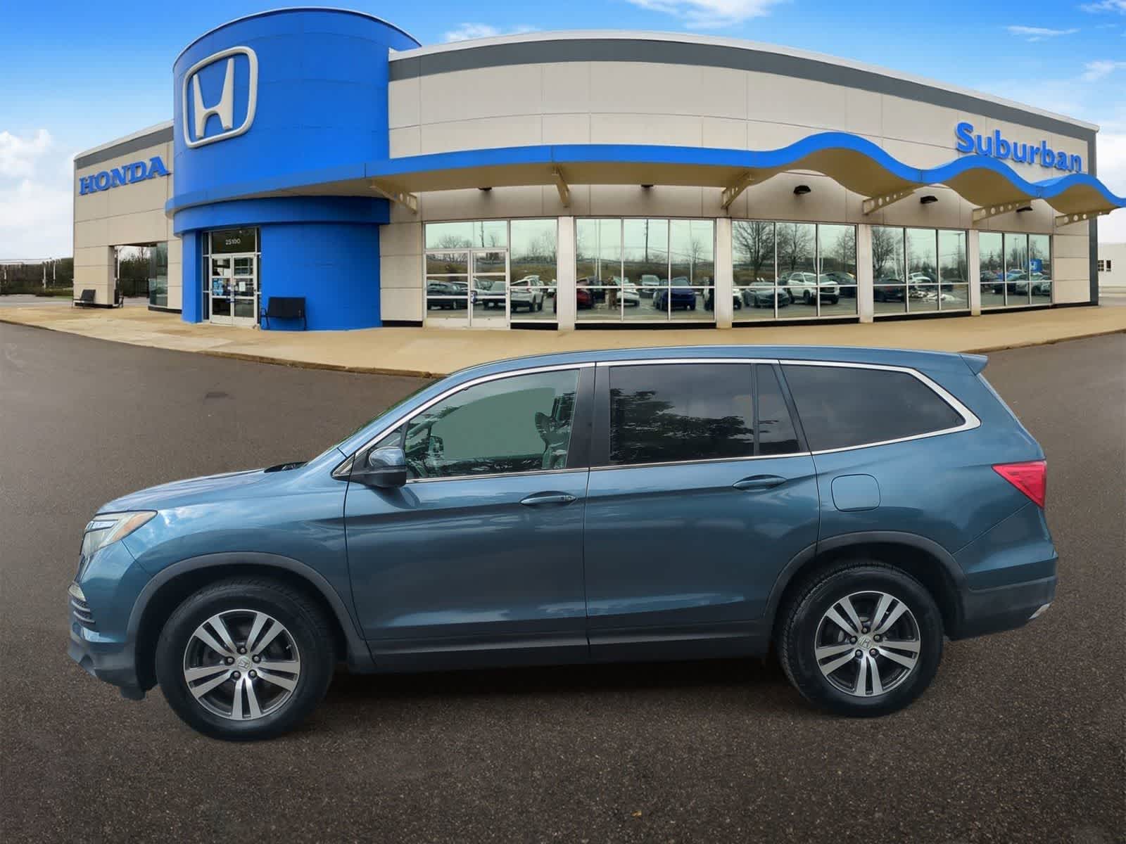 Thumbnail: 2016 Honda Pilot - 5