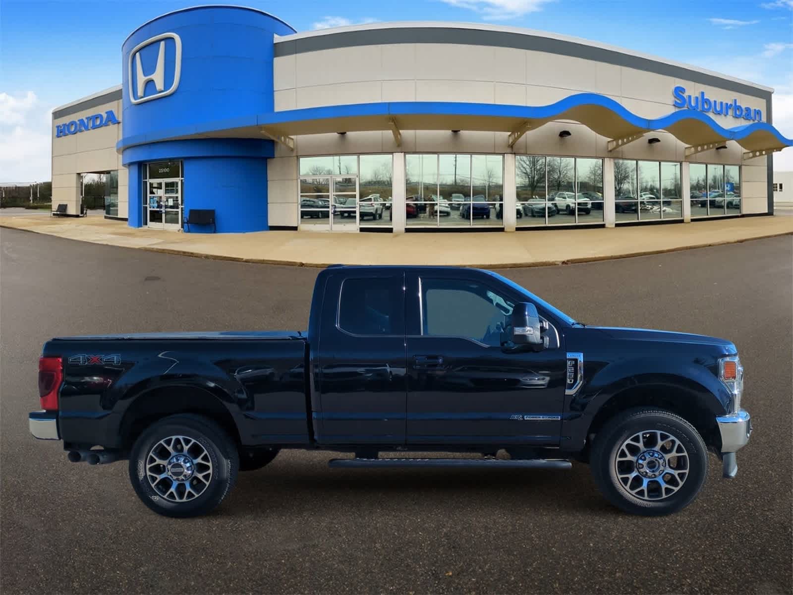 Thumbnail: 2022 Ford Econoline - 9