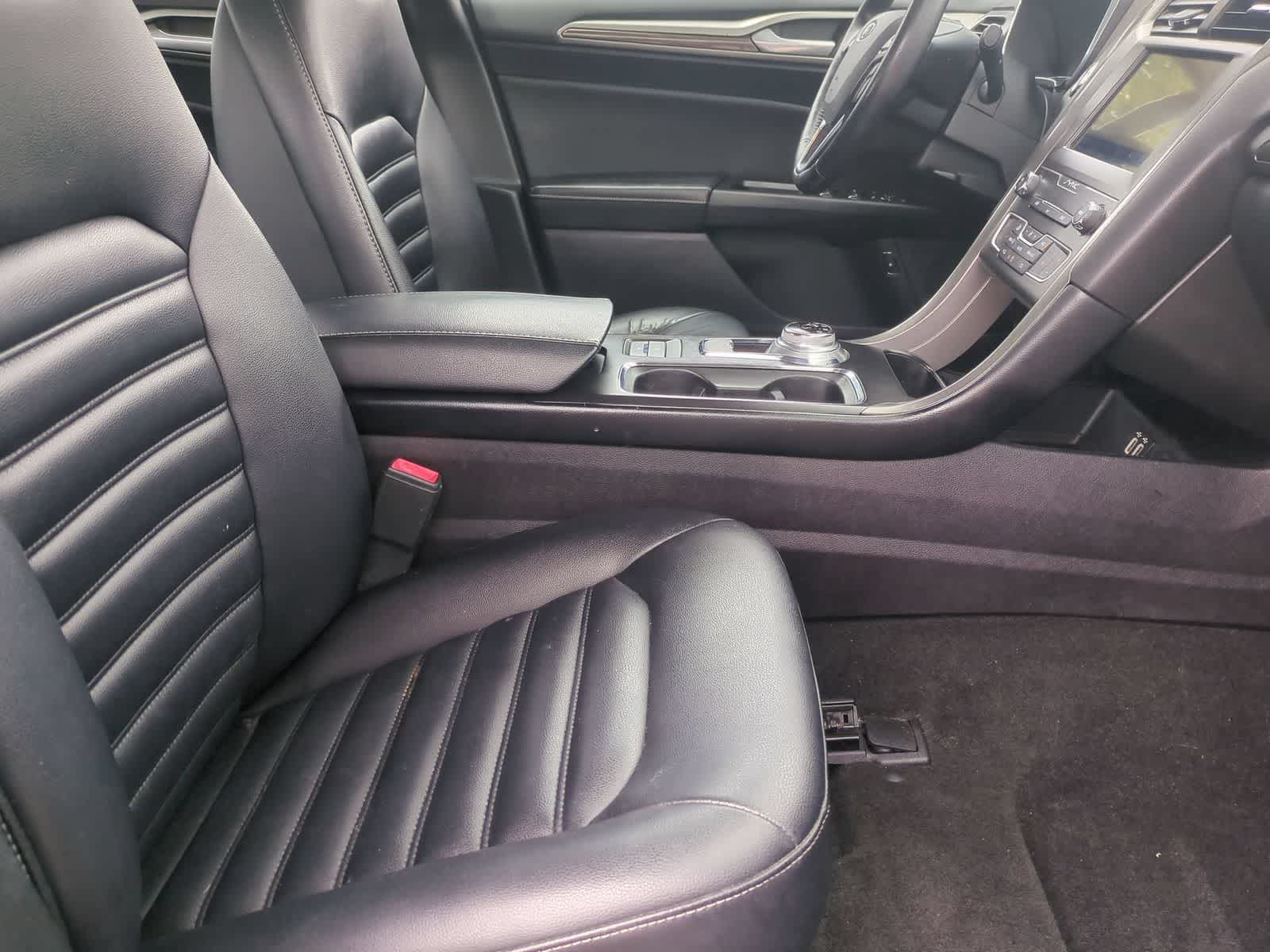 Thumbnail: 2019 Ford Fusion - 20