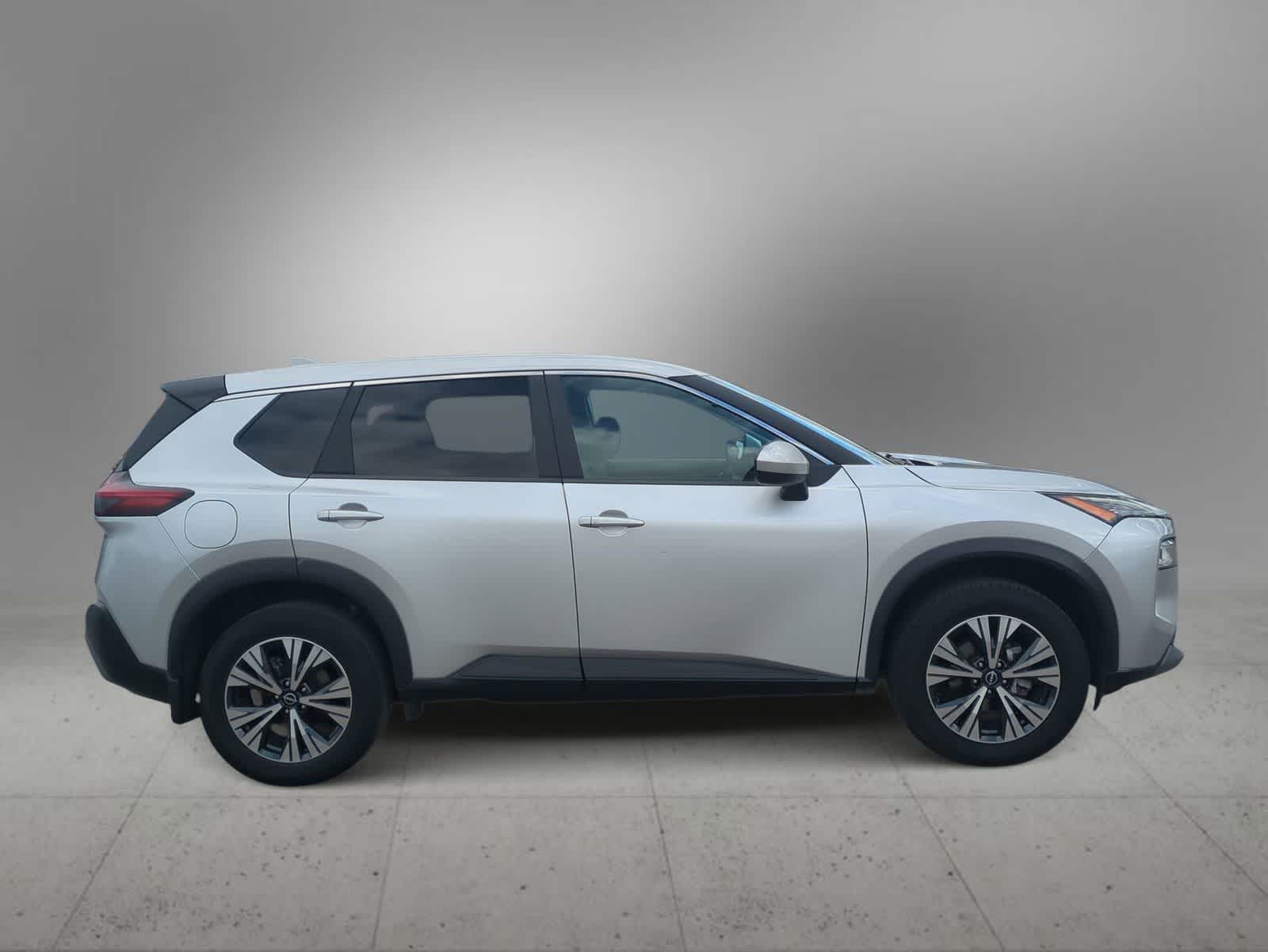 Thumbnail: 2023 Nissan Rogue - 9
