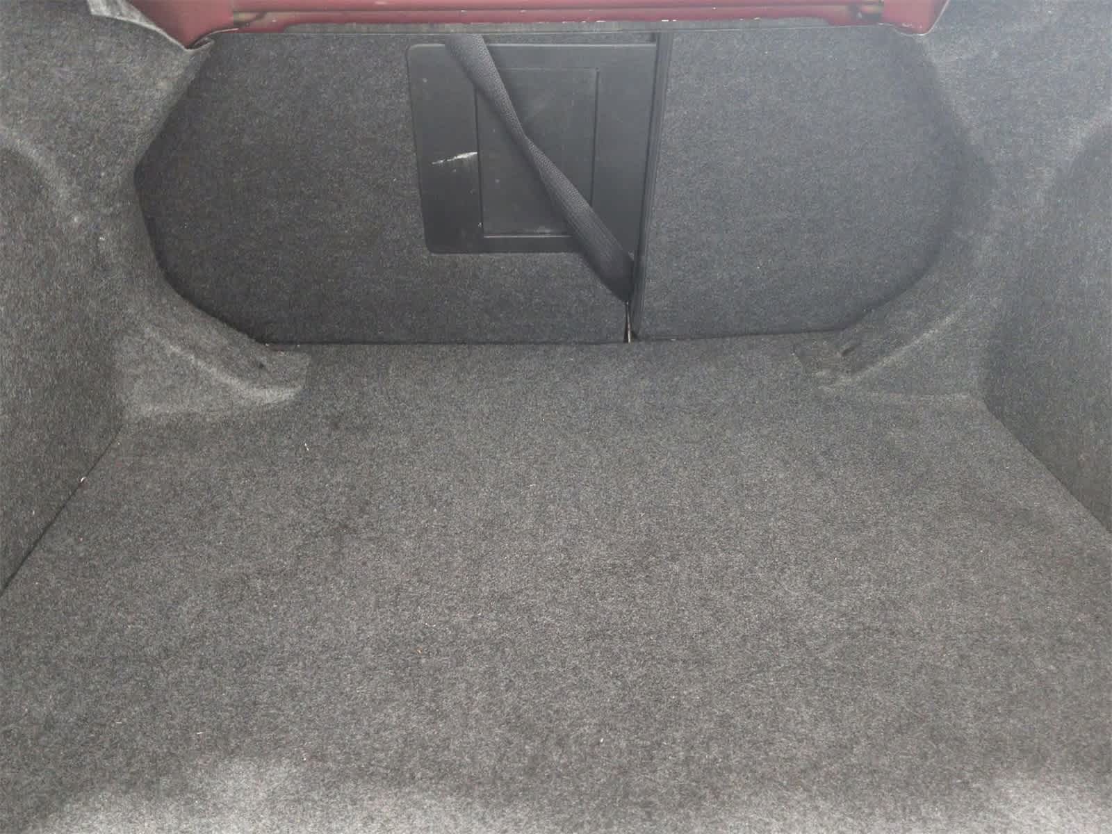 Thumbnail: 2015 Chrysler 200 - 32