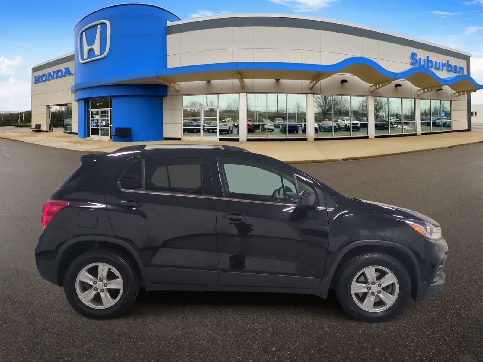 Thumbnail: 2019 Chevrolet Trax - 9