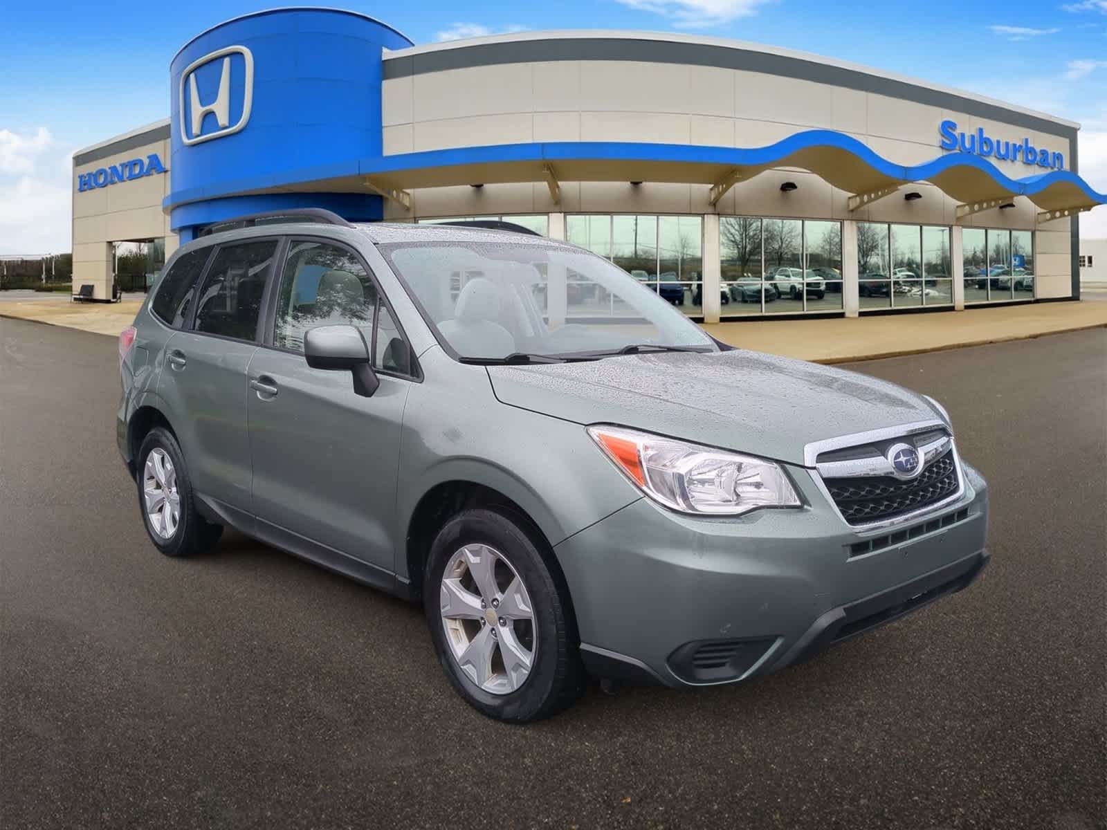 Used 2014 Subaru Forester i Premium with VIN JF2SJAEC1EH549280 for sale in Farmington Hills, MI