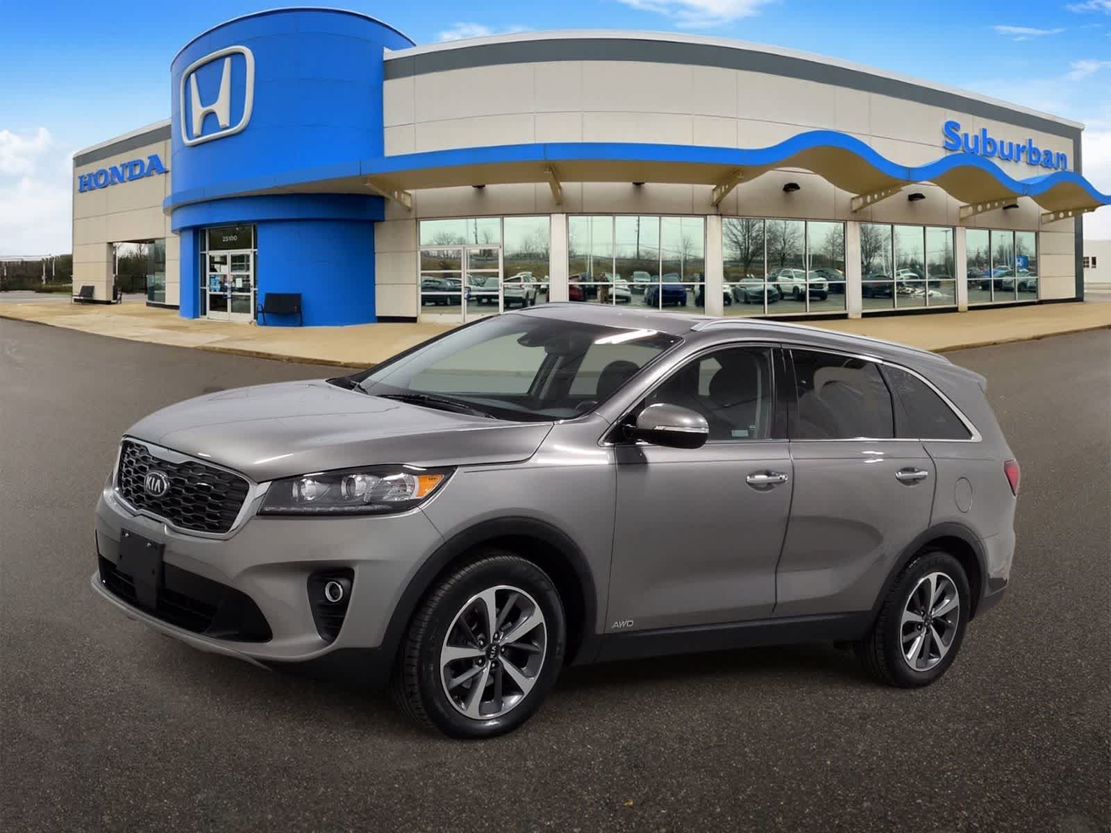 Thumbnail: 2019 Kia Sorento - 4