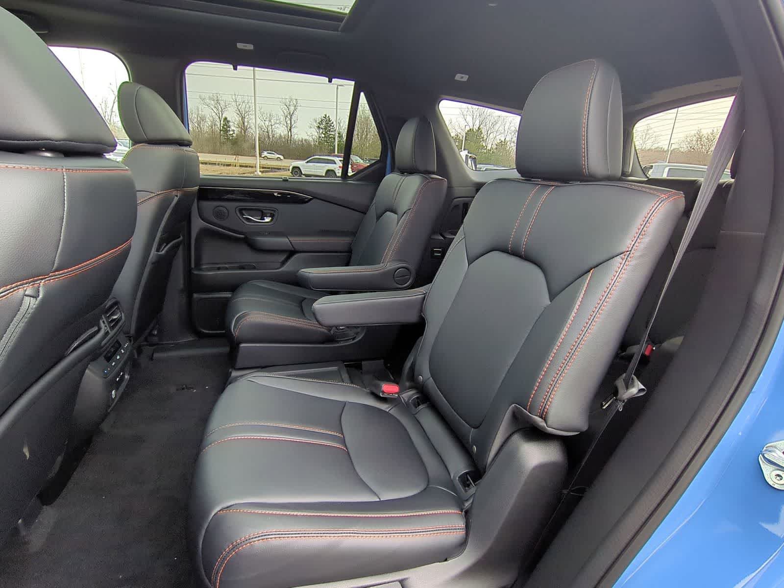 Thumbnail: 2024 Honda Pilot - 21