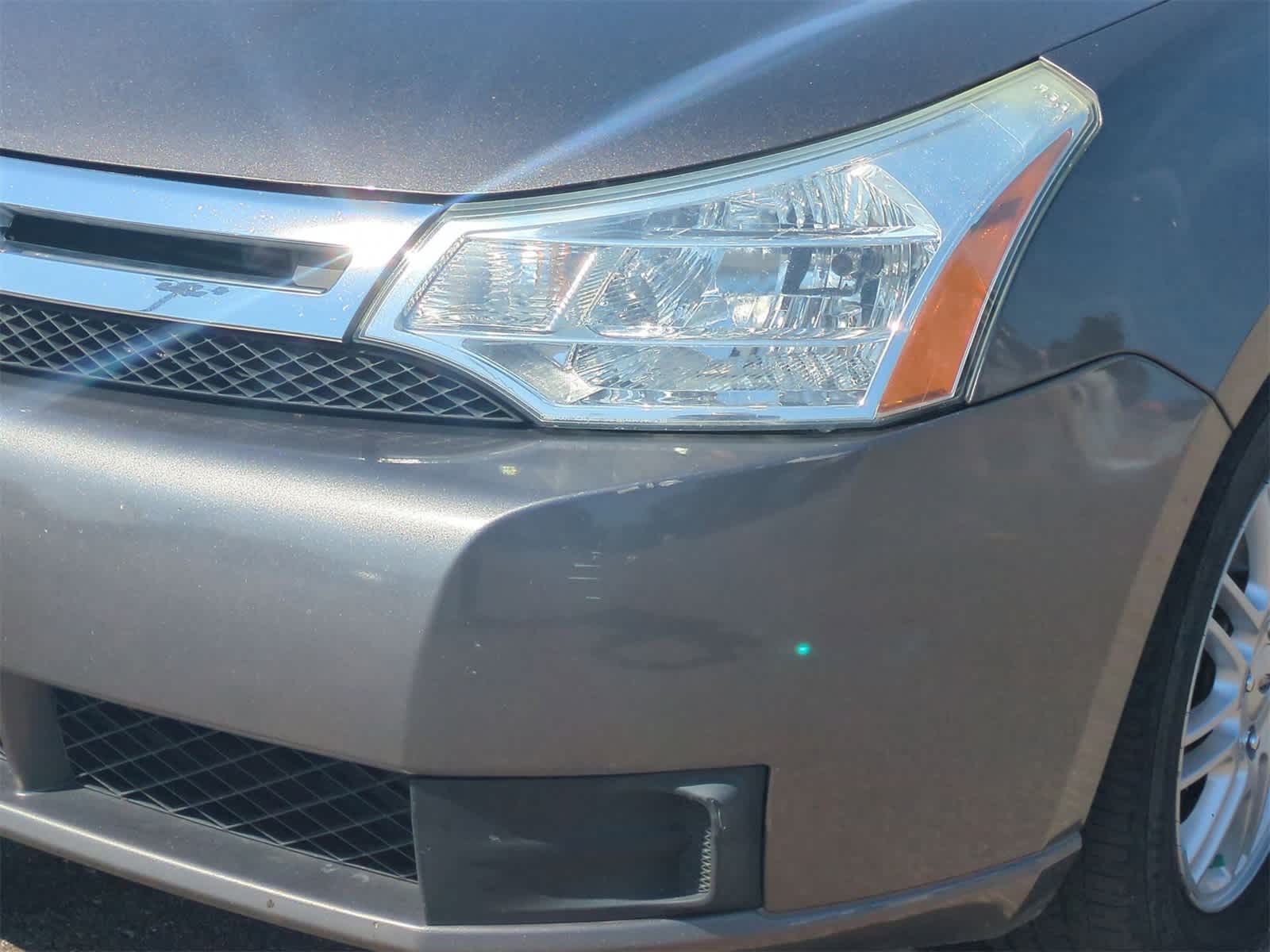 Thumbnail: 2009 Ford Focus - 11