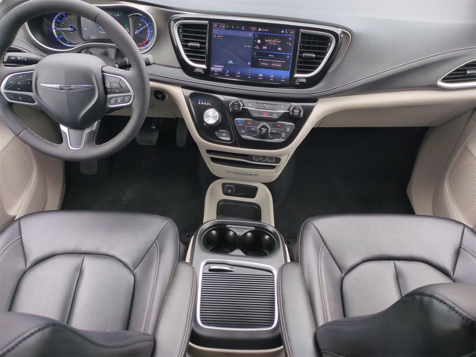 Thumbnail: 2024 Chrysler Pacifica - 15