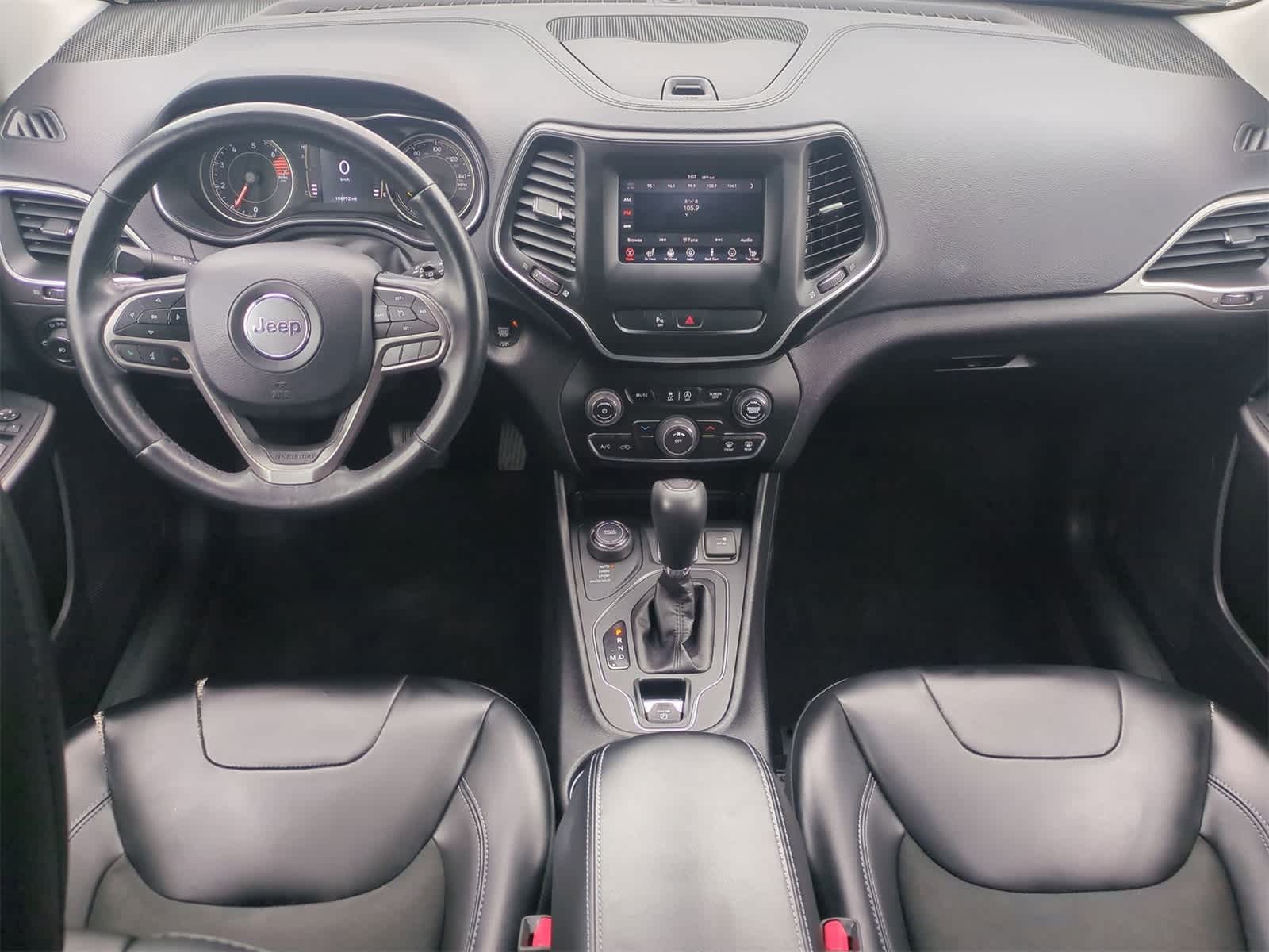 Thumbnail: 2019 Jeep Cherokee - 15