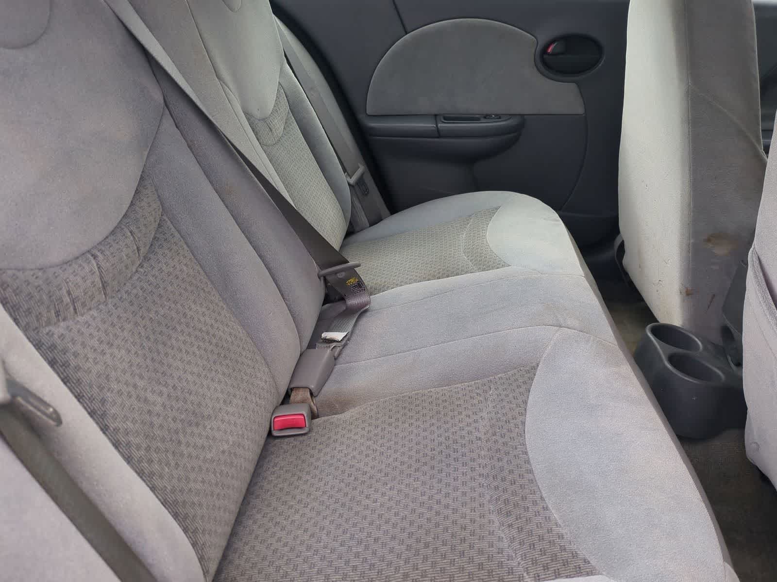 Thumbnail: 2004 Saturn Ion - 20