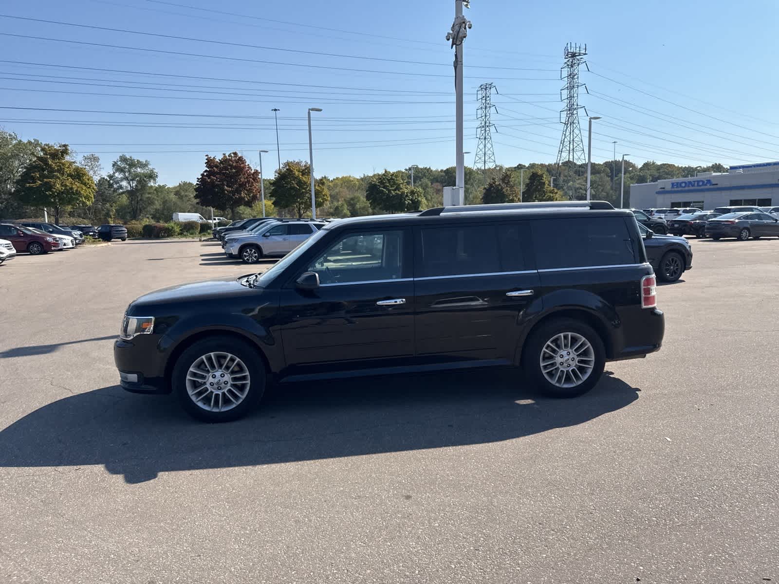 Thumbnail: 2019 Ford Flex - 32