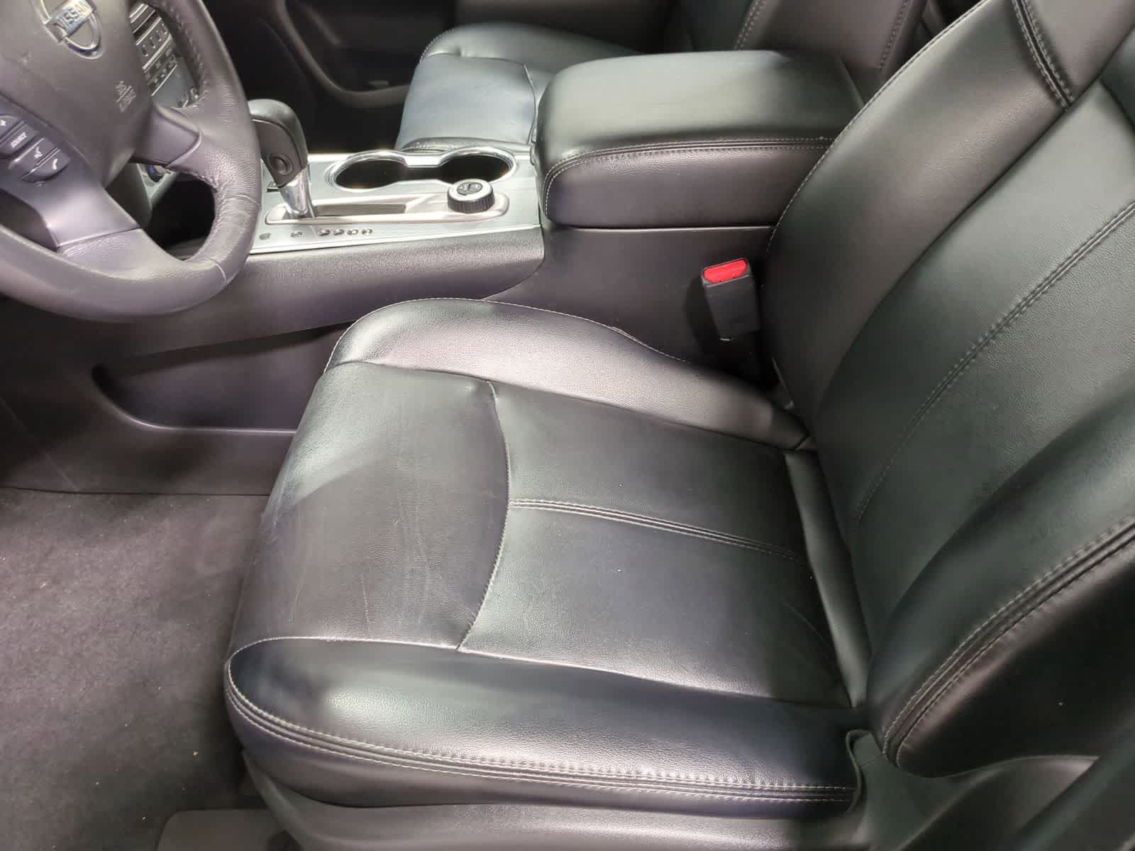 Thumbnail: 2017 Nissan Pathfinder - 17