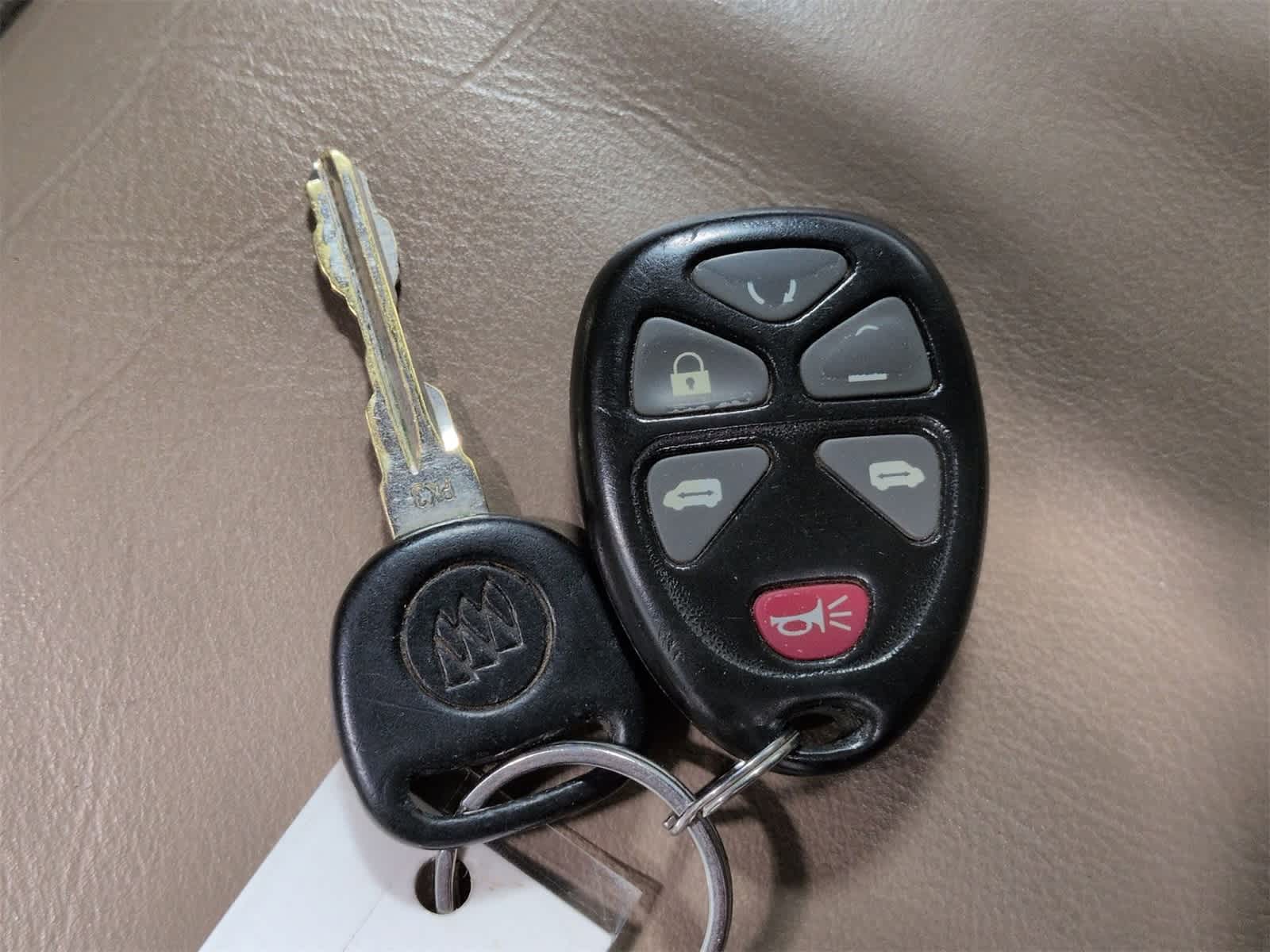 Thumbnail: 2005 Buick Terraza - 31