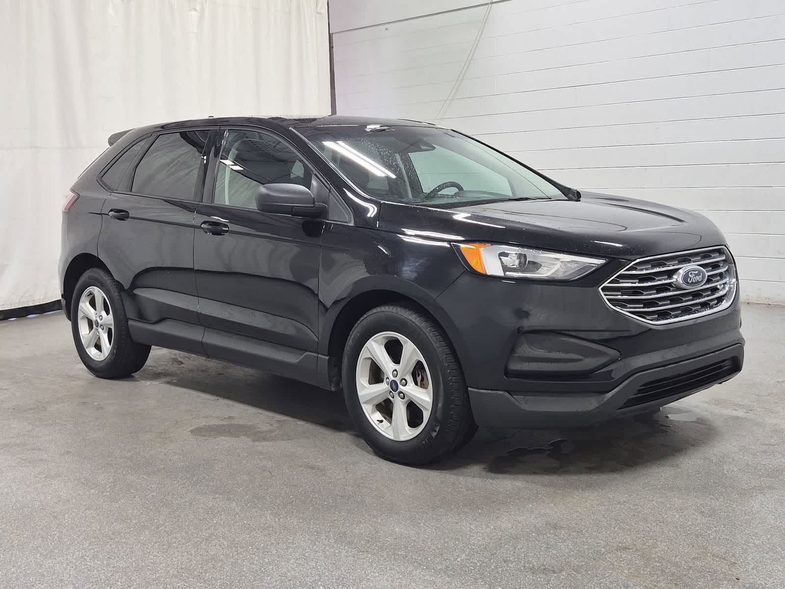 Thumbnail: 2020 Ford Edge - 16